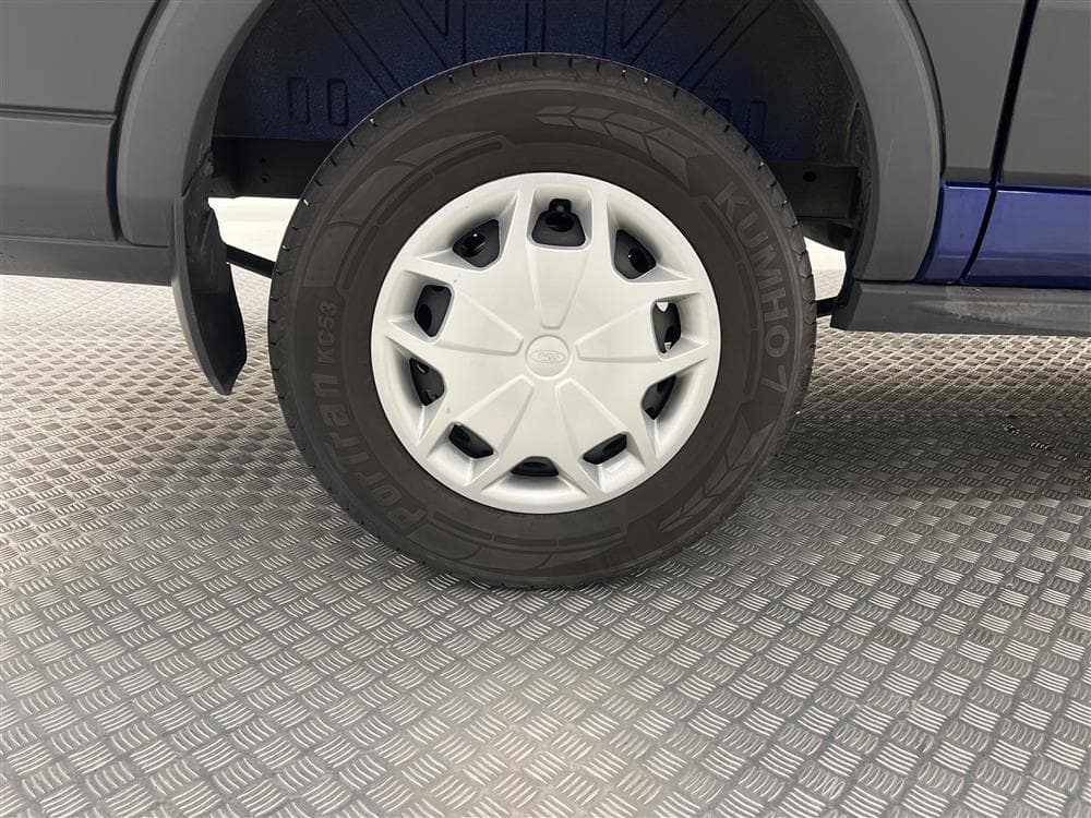 Ford Transit 350 2.0 TDCi Automat 130hk Eu6 H3 Värmare  interiör