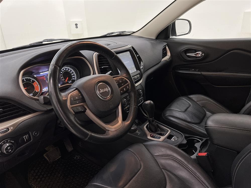 Jeep Cherokee 2.0 CRD AWD Limited Skinn B-Kam Navi 0,58l/milinteriör