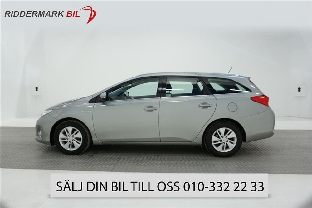 Toyota Auris 1.8 Hybrid 136hk Backkamera Nyservad Nybes