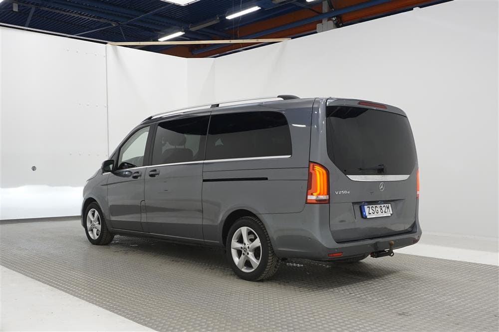 Mercedes-Benz V250 Avantgarde Automat X-Lång Värmare Moms 