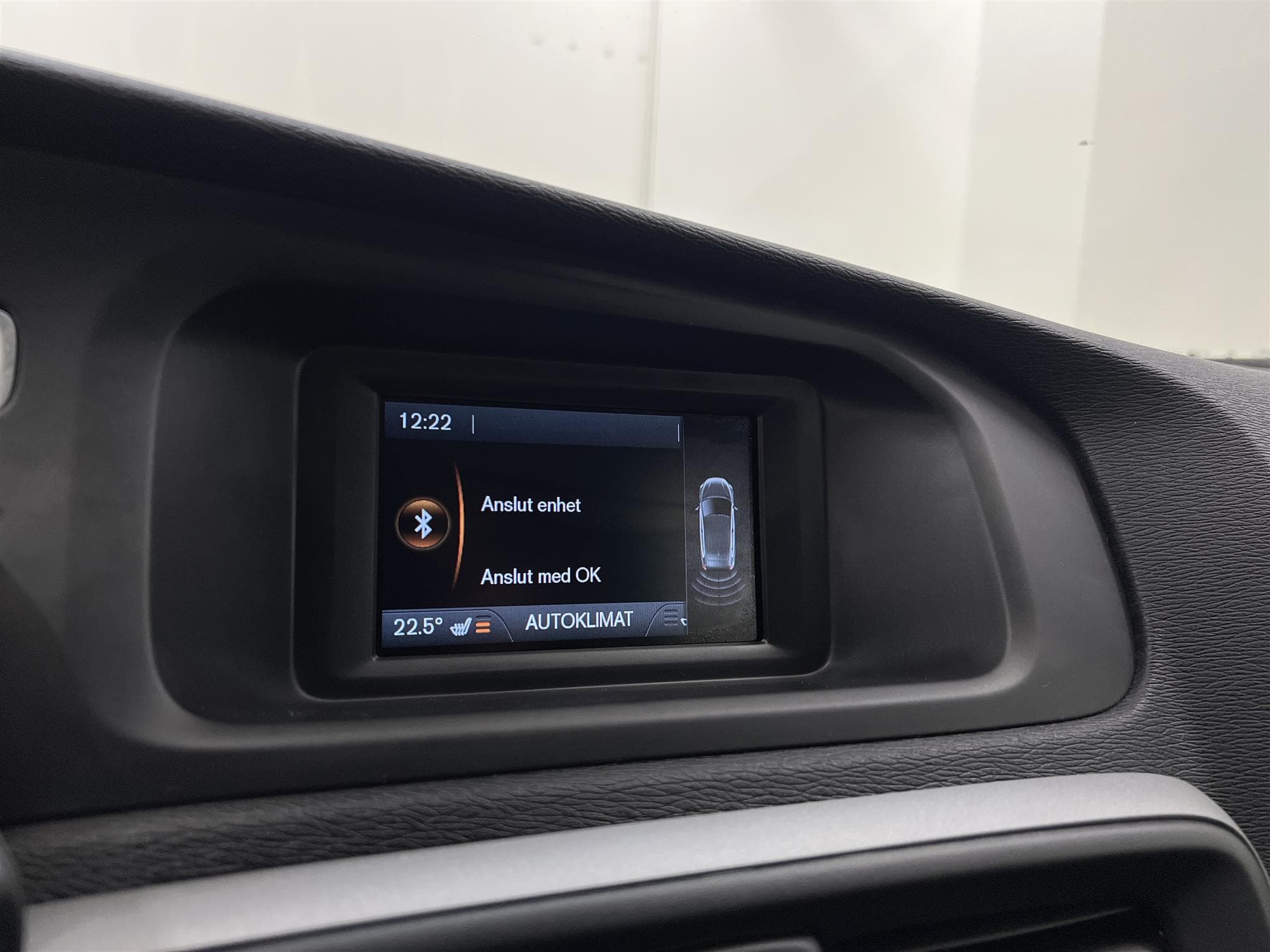 Volvo V40 T2 122hk Kinetic P-Sensorer Låg Skatt Få Brukare