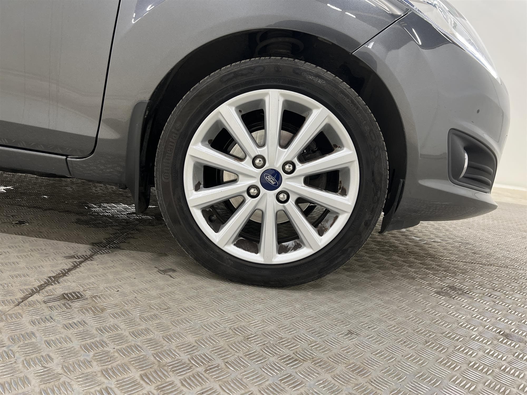 Ford Fiesta 1.0 Powershift 100hk Låg Skatt 0,39L/mil
