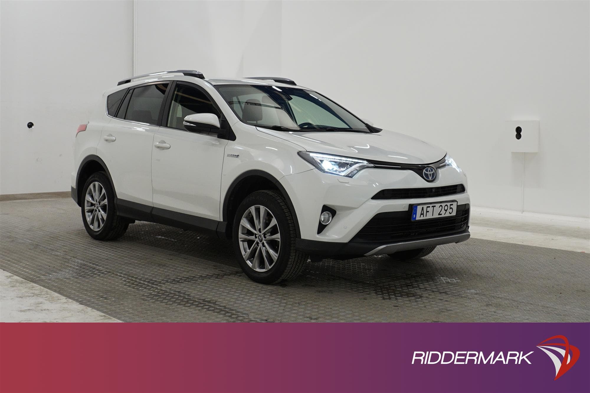 Toyota RAV4 Hybrid AWD 2.5 197hk M&K-Värm 360 Kam Drag