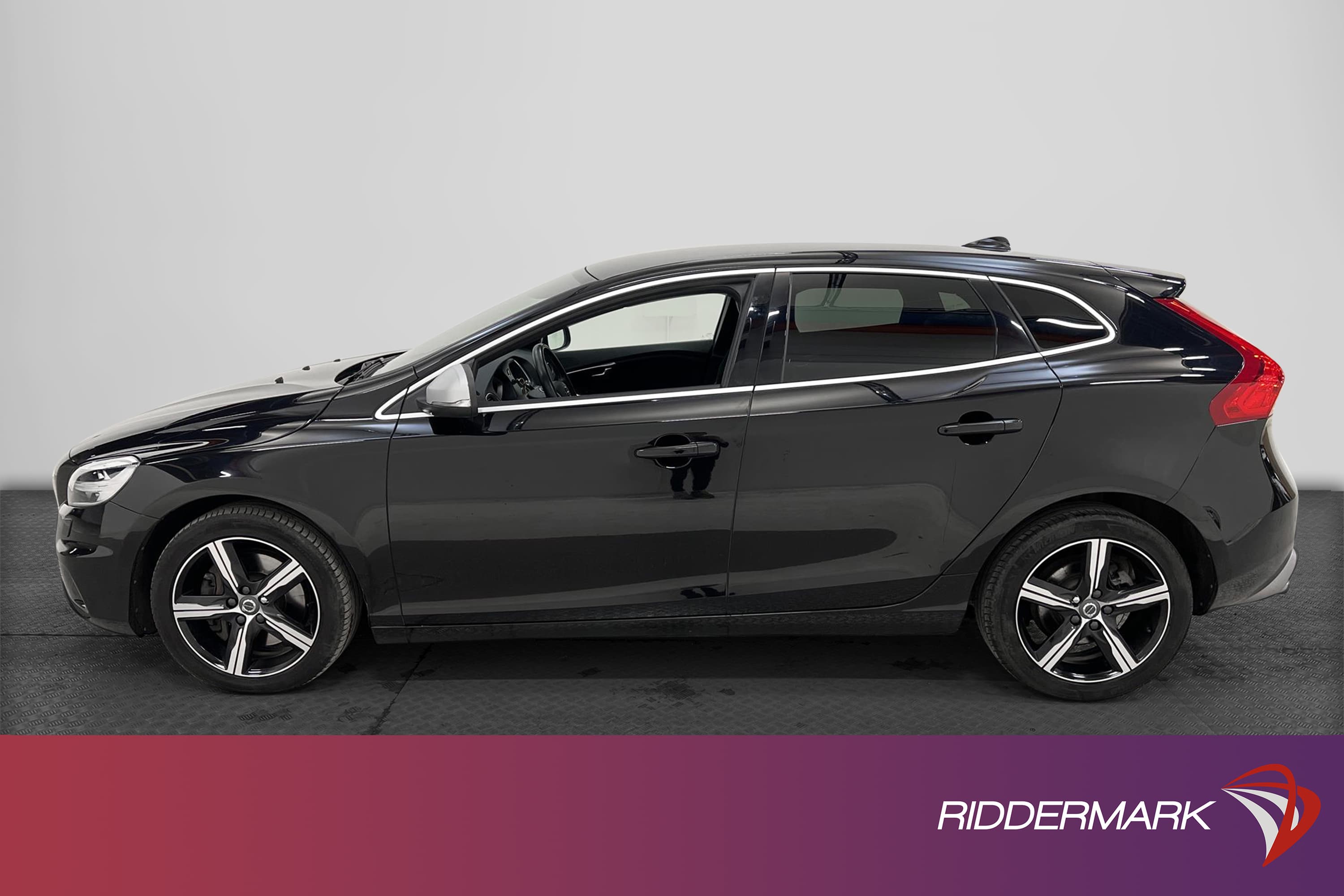 Volvo V40 D2