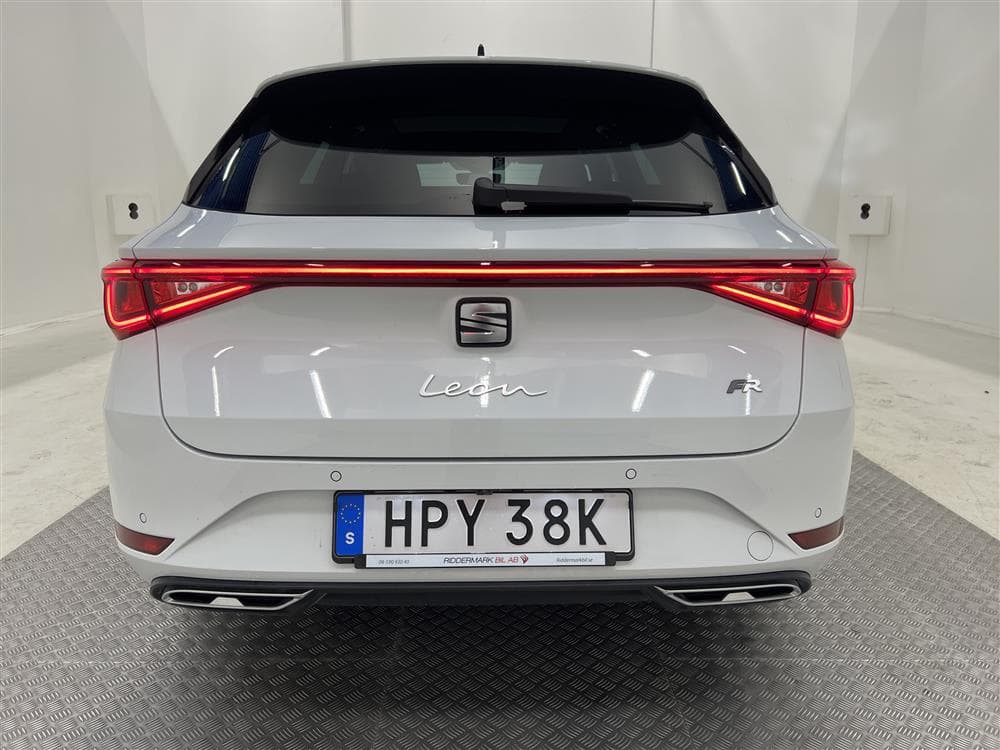 SEAT Leon FR 2.0 TSI 190hk Cockpit Panorama B-kamera Skinninteriör