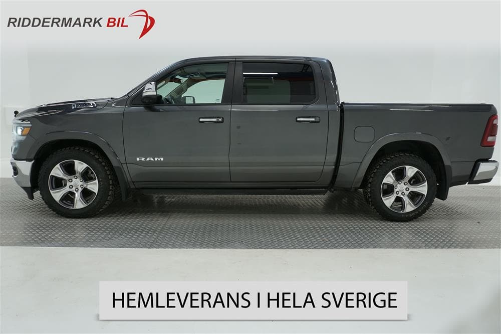 Dodge Ram Laramie 5.7 4WD 401hk Luftfjädring 12Tum Panorama