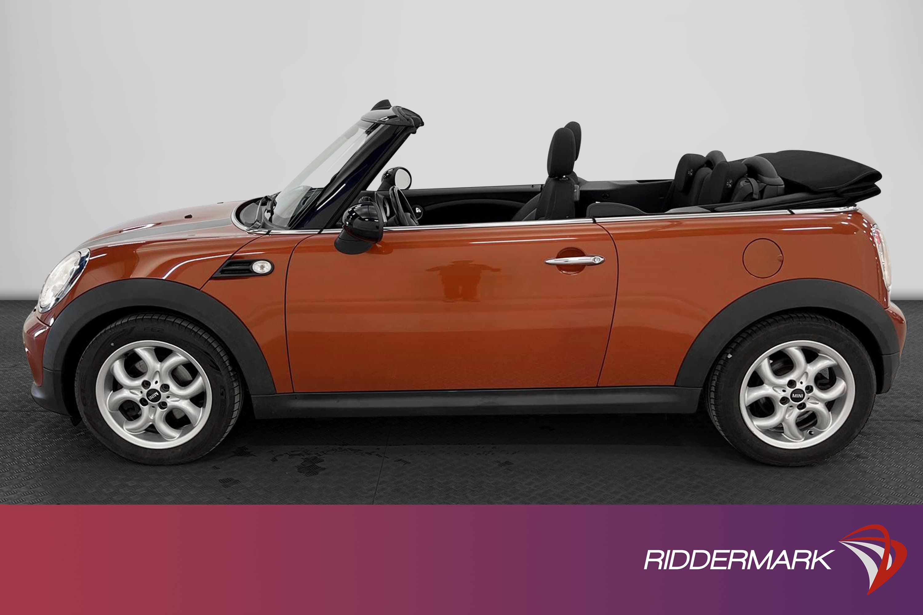 MINI Cooper Cabriolet 122hk Chili Halvskinn LÅGMIL Välservad