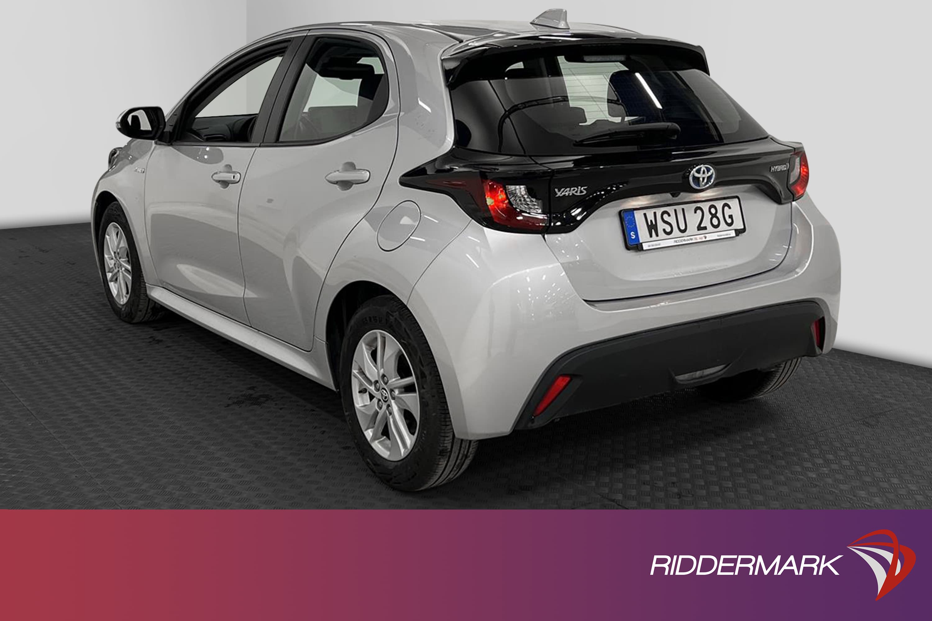 Toyota Yaris Hybrid CVT 116hk