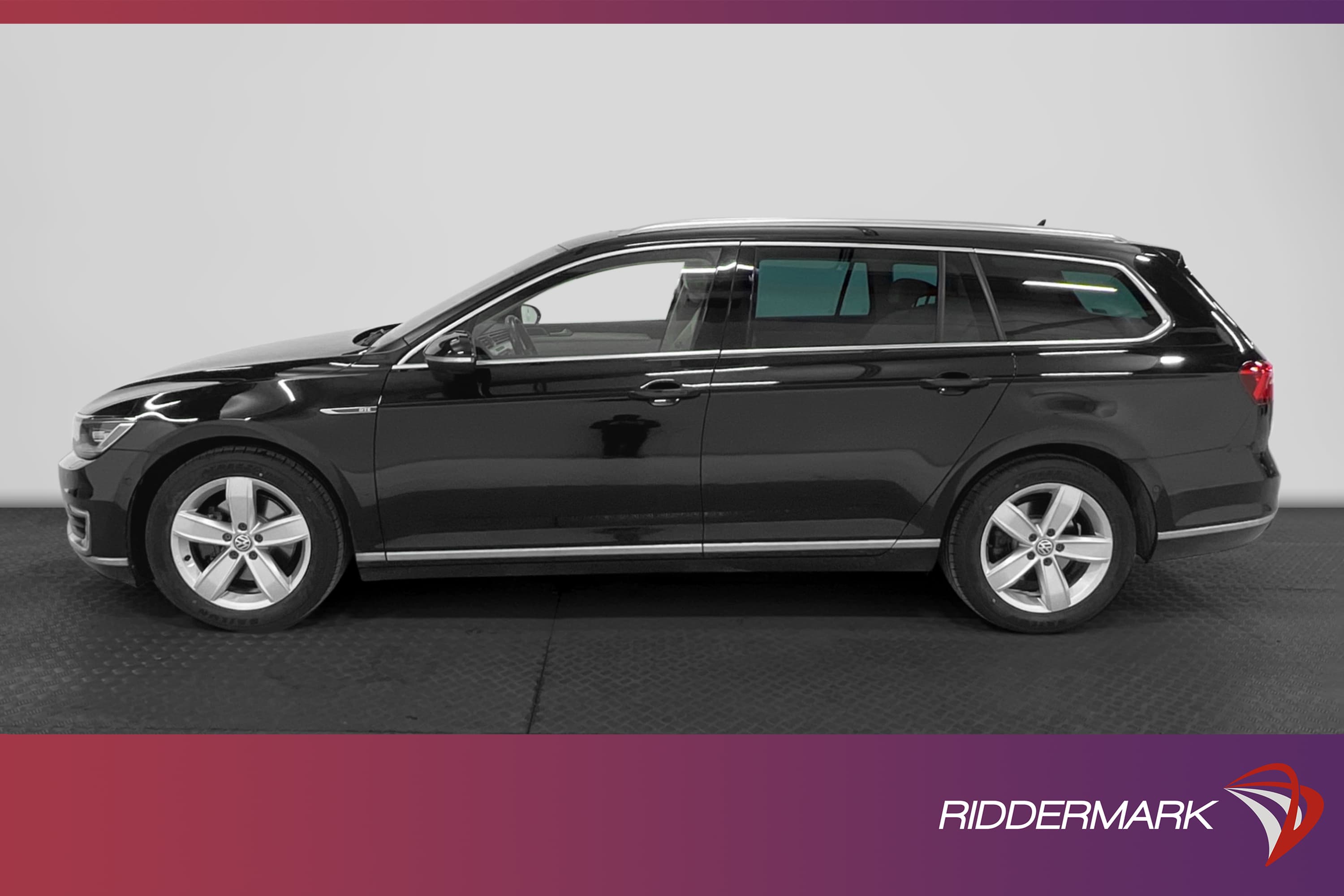 Volkswagen Passat GTE 218hk