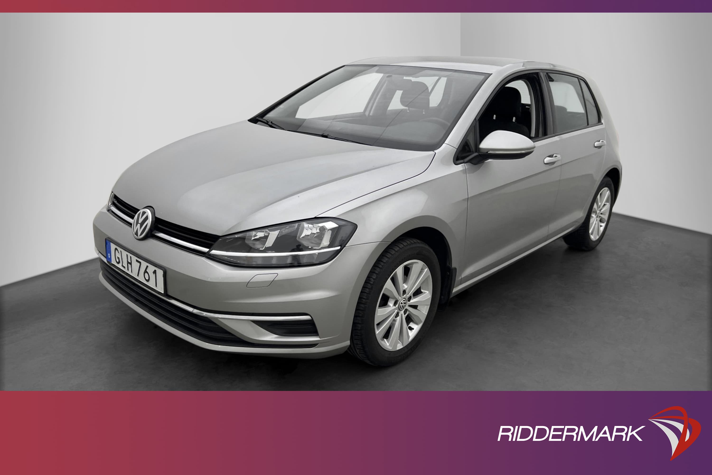 Volkswagen Golf 1.0 TSI CarPlay Adaptiv Blueooth 0.48 l/Mil