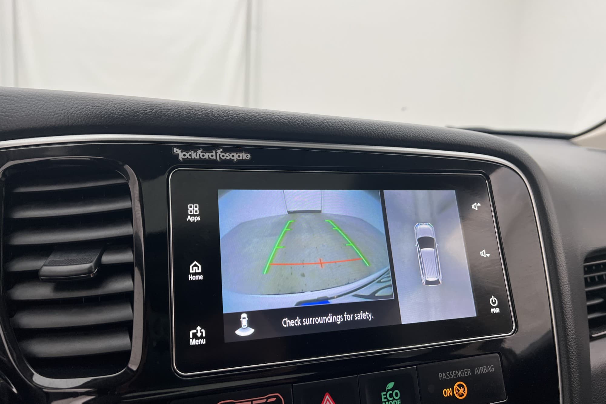 Mitsubishi Outlander PHEV 4WD Business Taklucka Skinn 360°