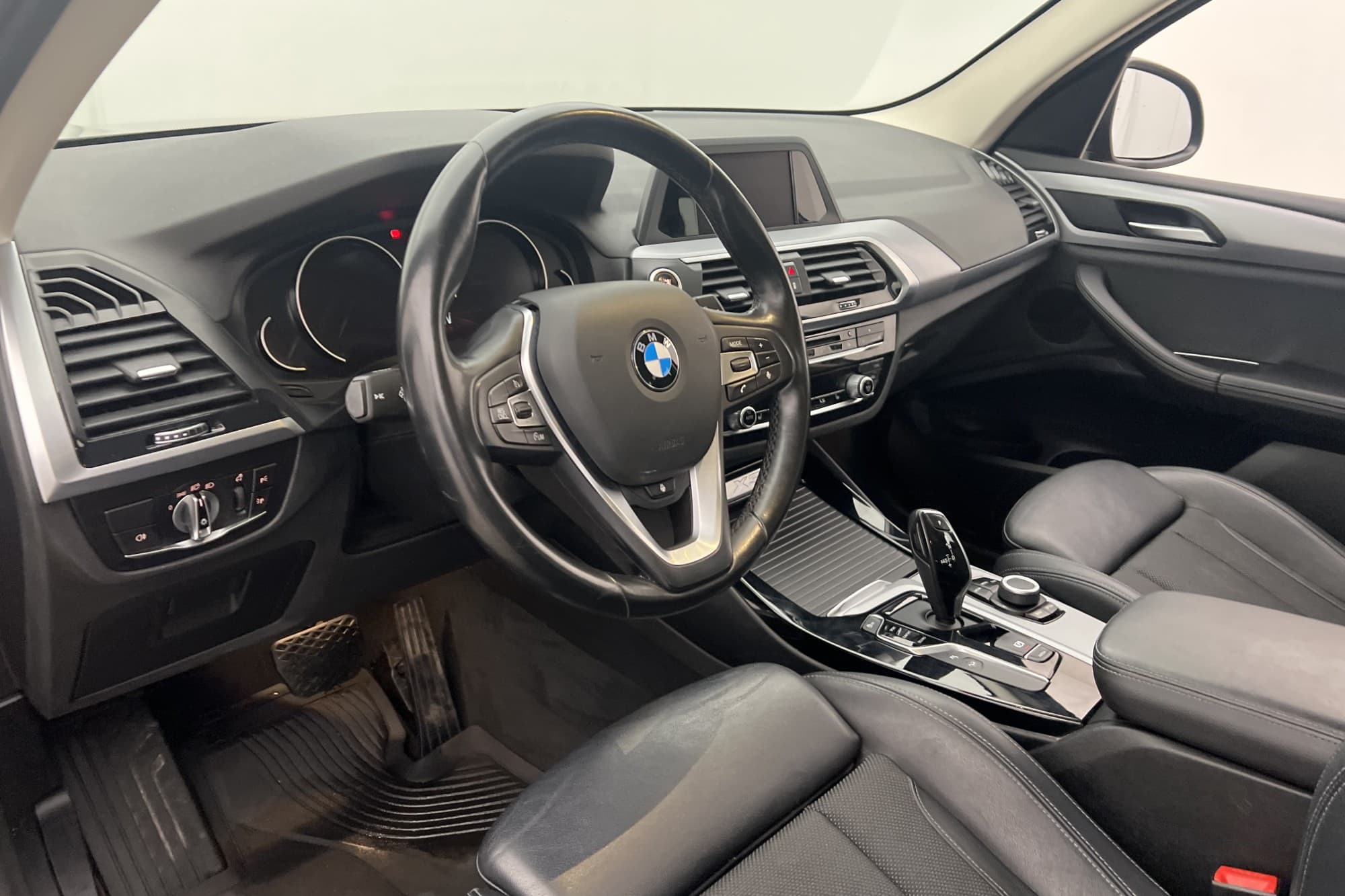 BMW X3 xDrive20d 190hk Rattvärme Sensorer Drag