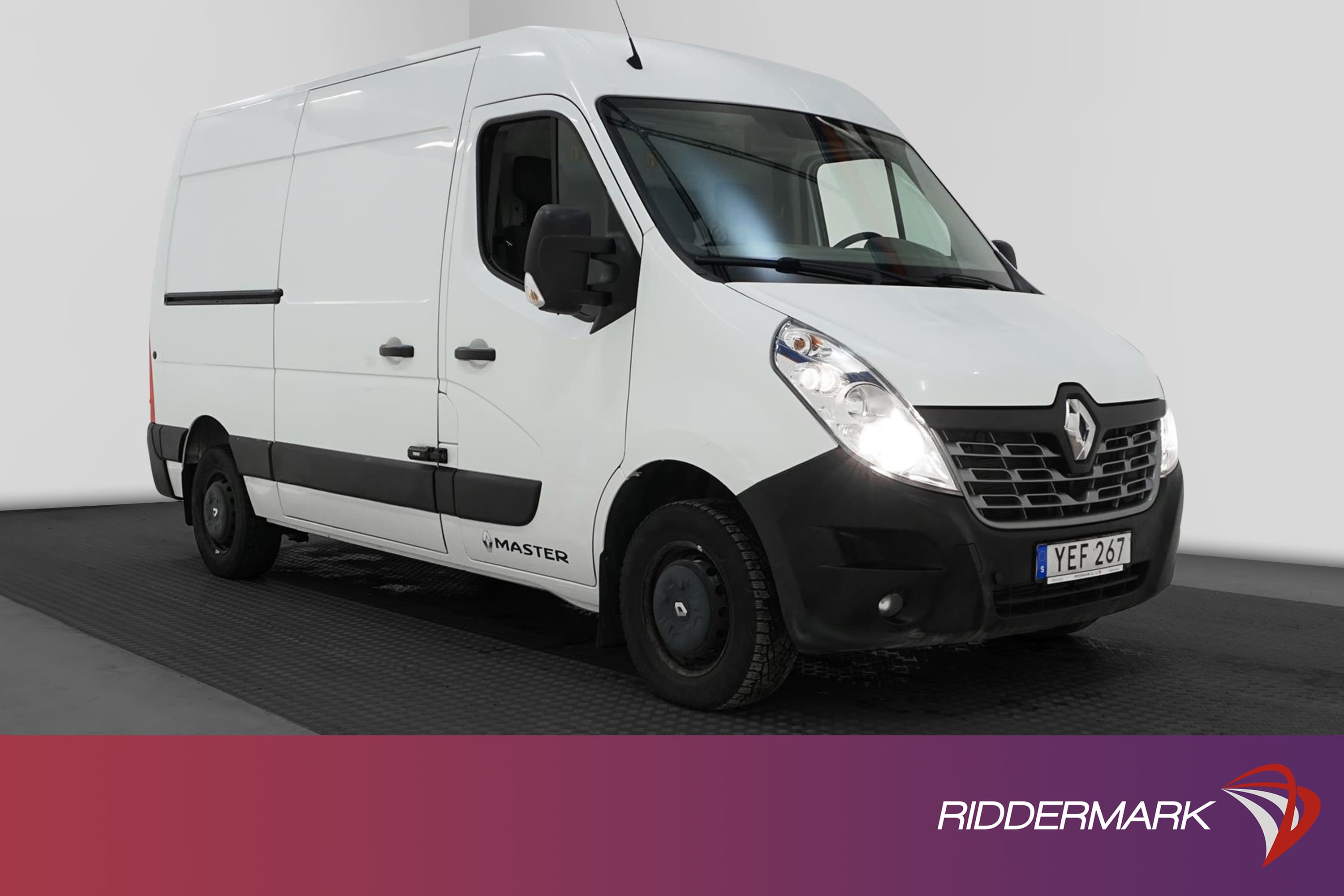 Renault Master 3.5 T 2.3dCi 3-sits L2H2 Dragkrok Nybes