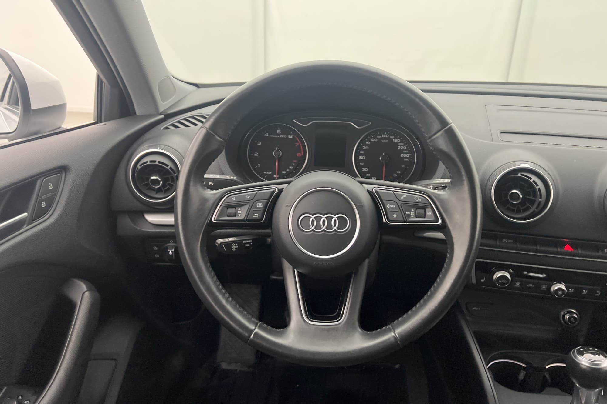 Audi A3 Sportback 35 TFSI Proline P-Sensorer Adaptiv-fart