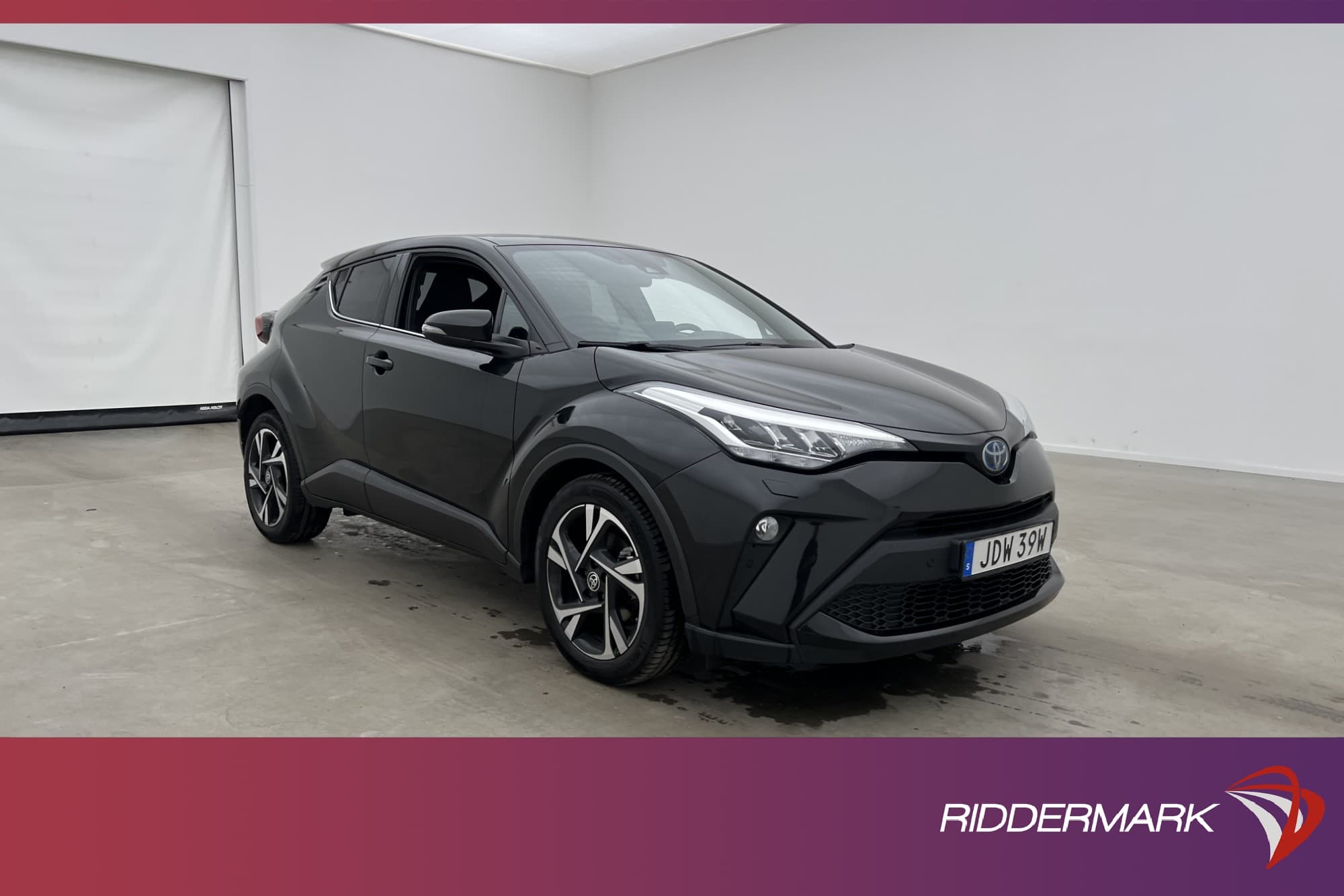 Toyota C-HR Hybrid 122hk