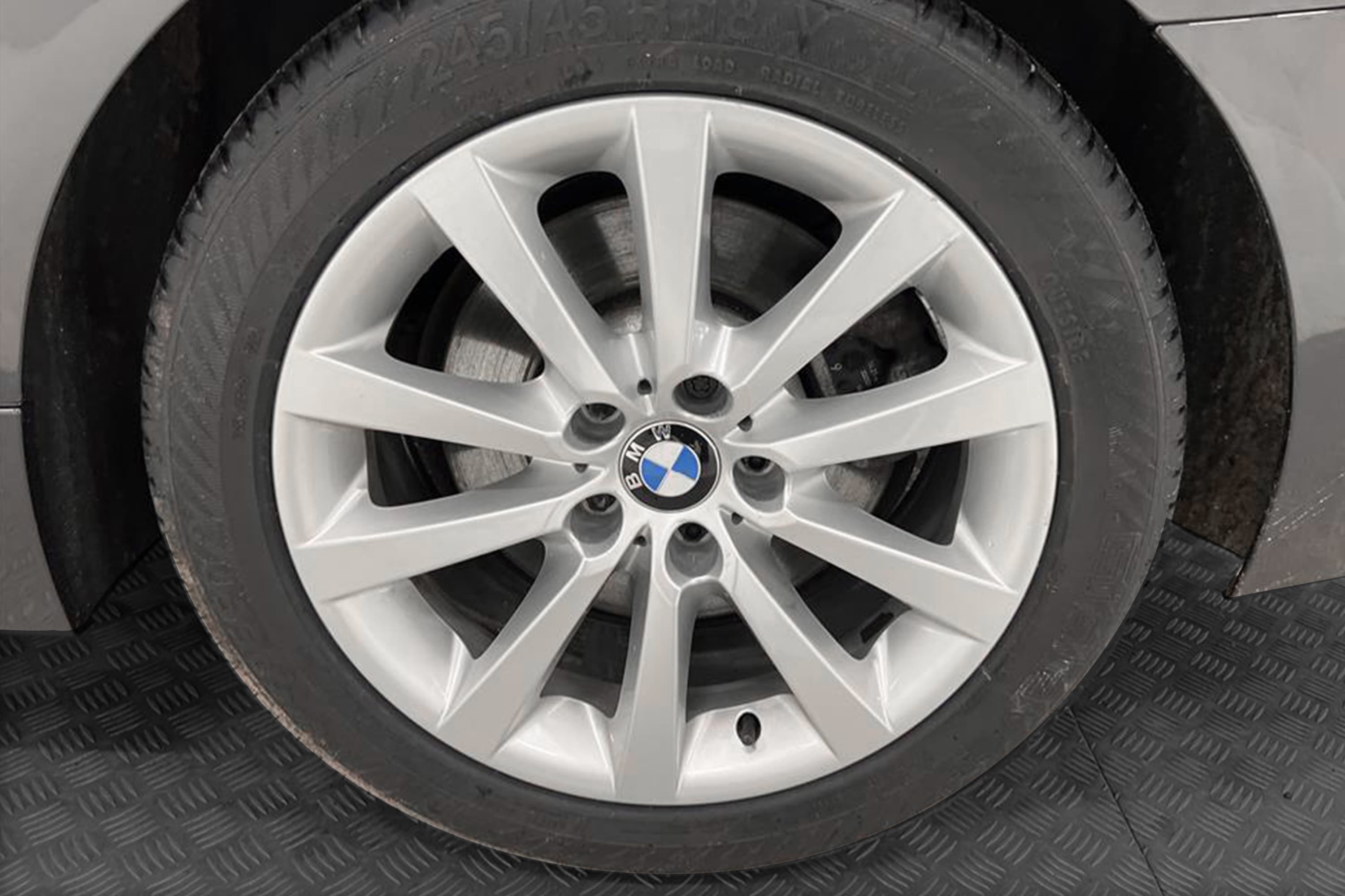 BMW 530d xDrive 258hk HuD Navigation Drag 0,59l/100kminteriör