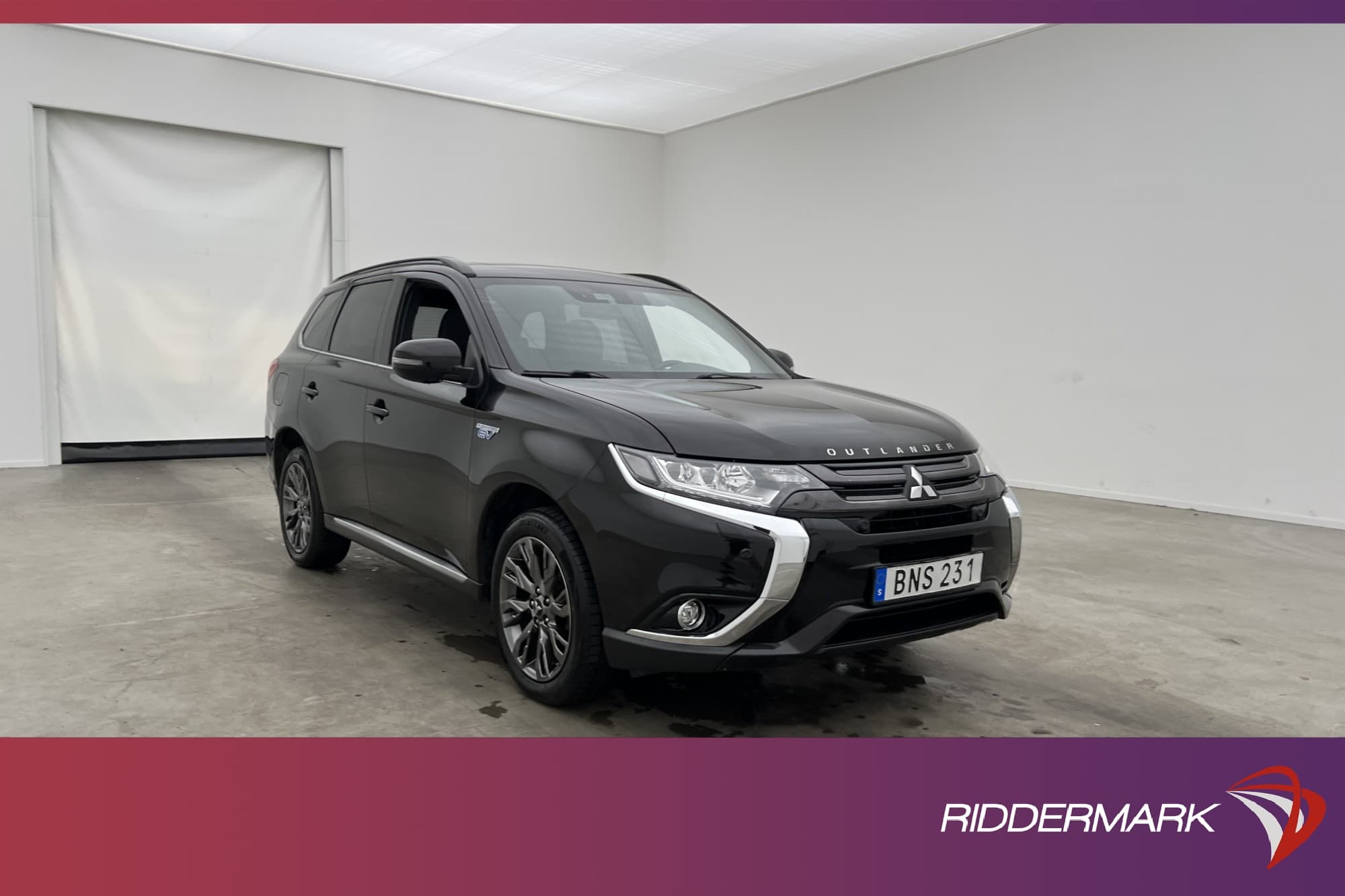 Mitsubishi Outlander PHEV 4WD