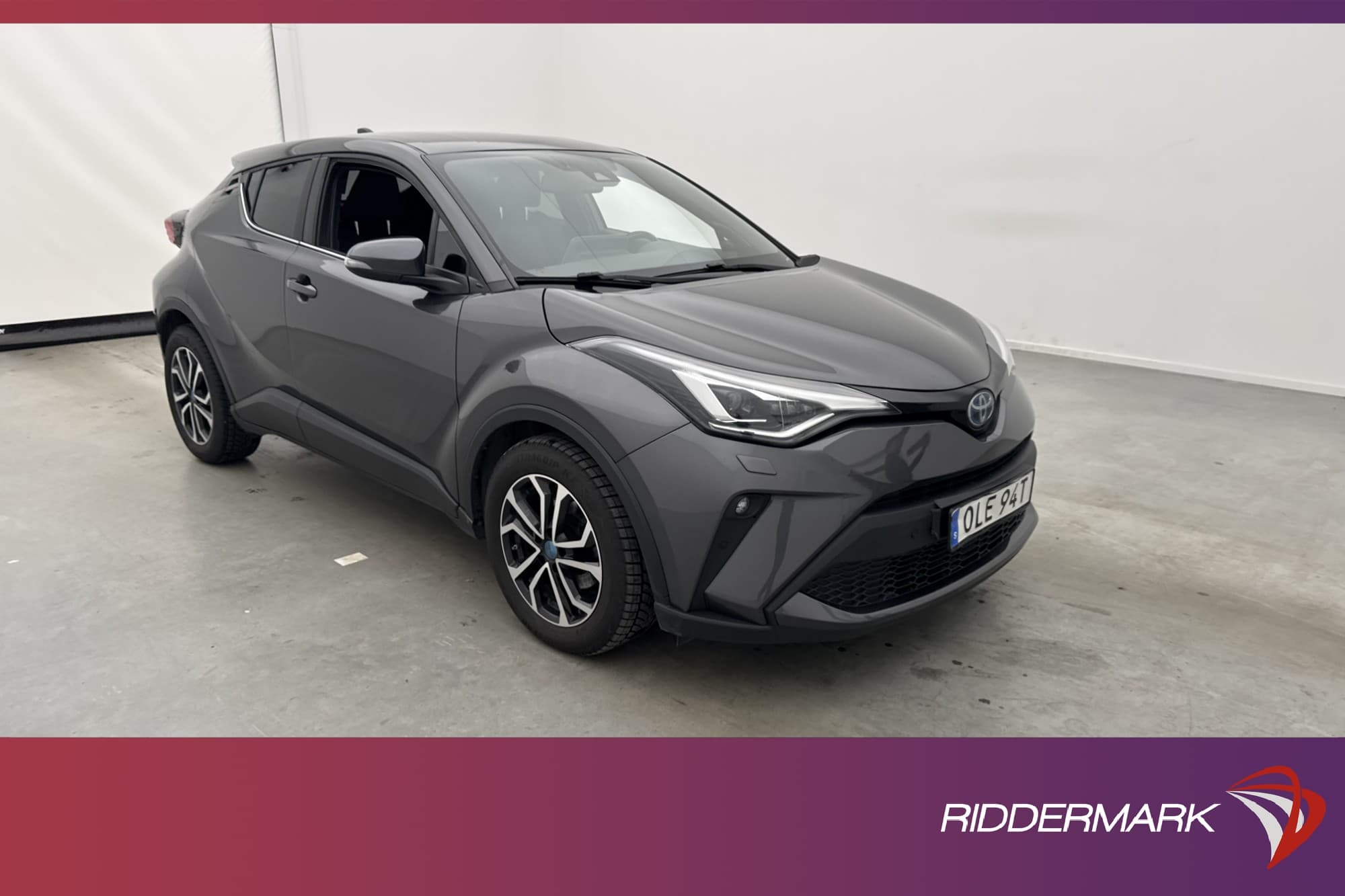 Toyota C-HR Hybrid 122hk Executive JBL Kamera Navi Skinn