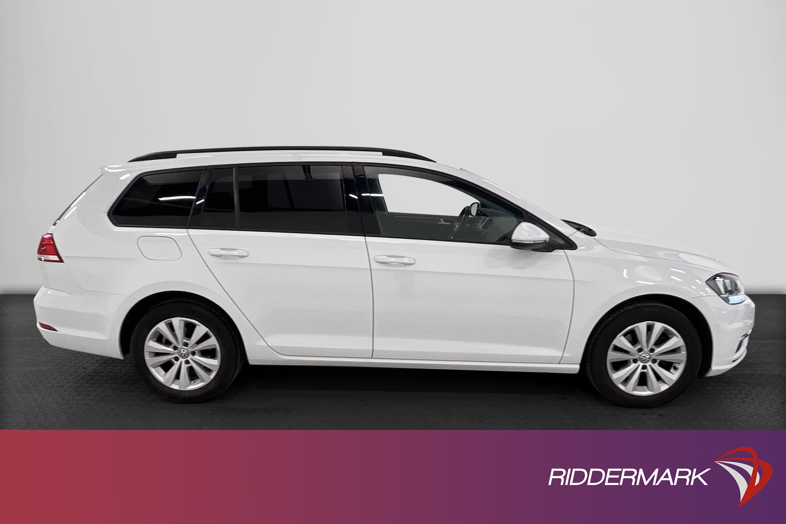Volkswagen  Golf SC 1.0 TSI DSG 110hk Dragkrok Carplay