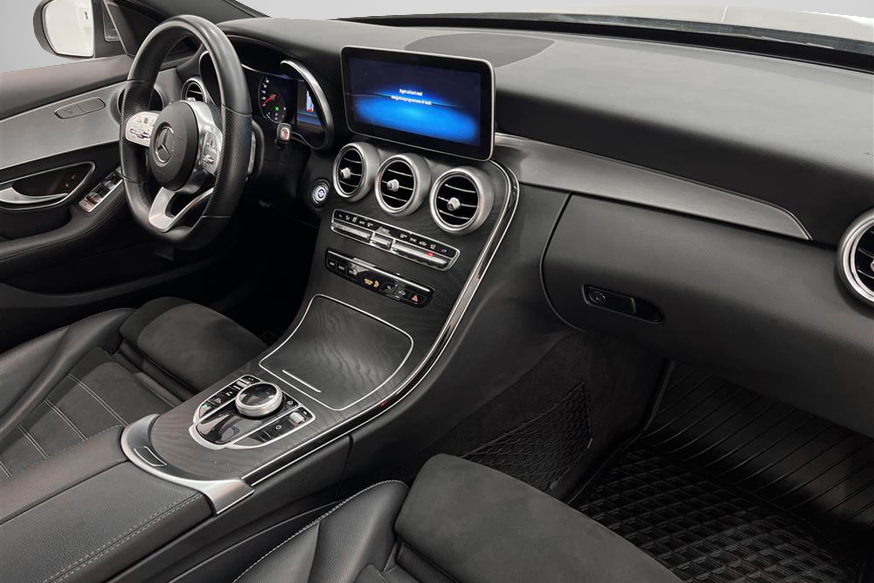 Mercedes-Benz C 220d 194hk AMG Pano Kamera Navi Draginteriör