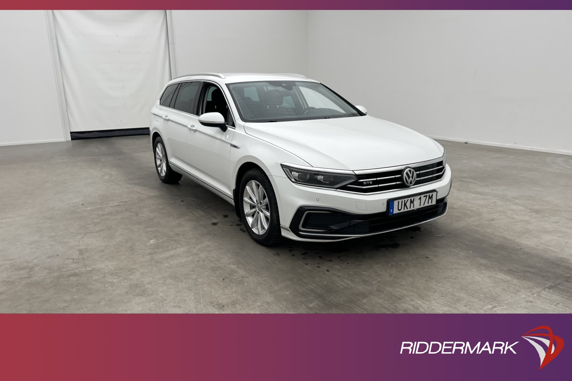Volkswagen Passat GTE 218hk