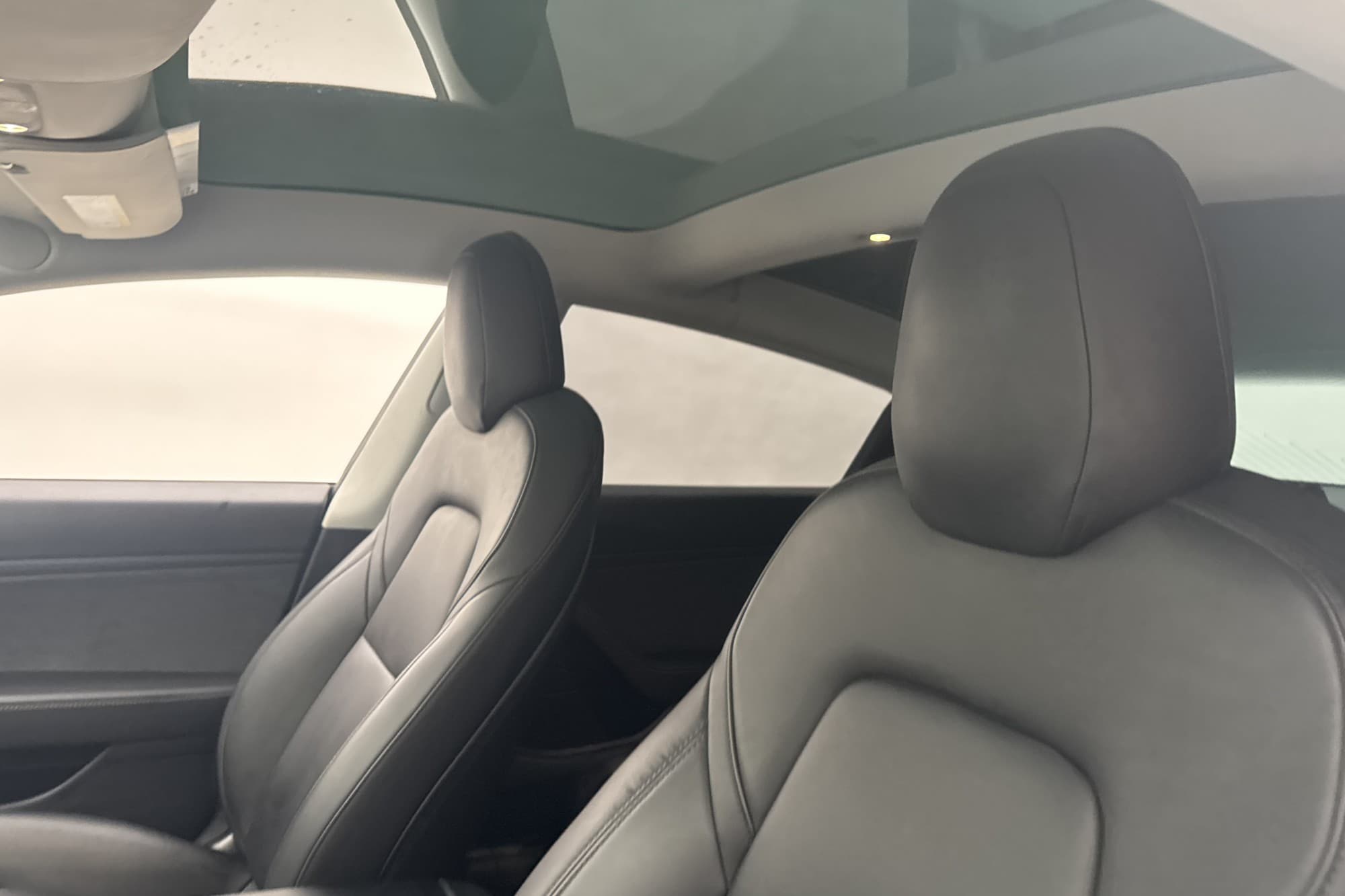 Tesla Model 3 Long Range AWD Svensksåld Dragkrok AP