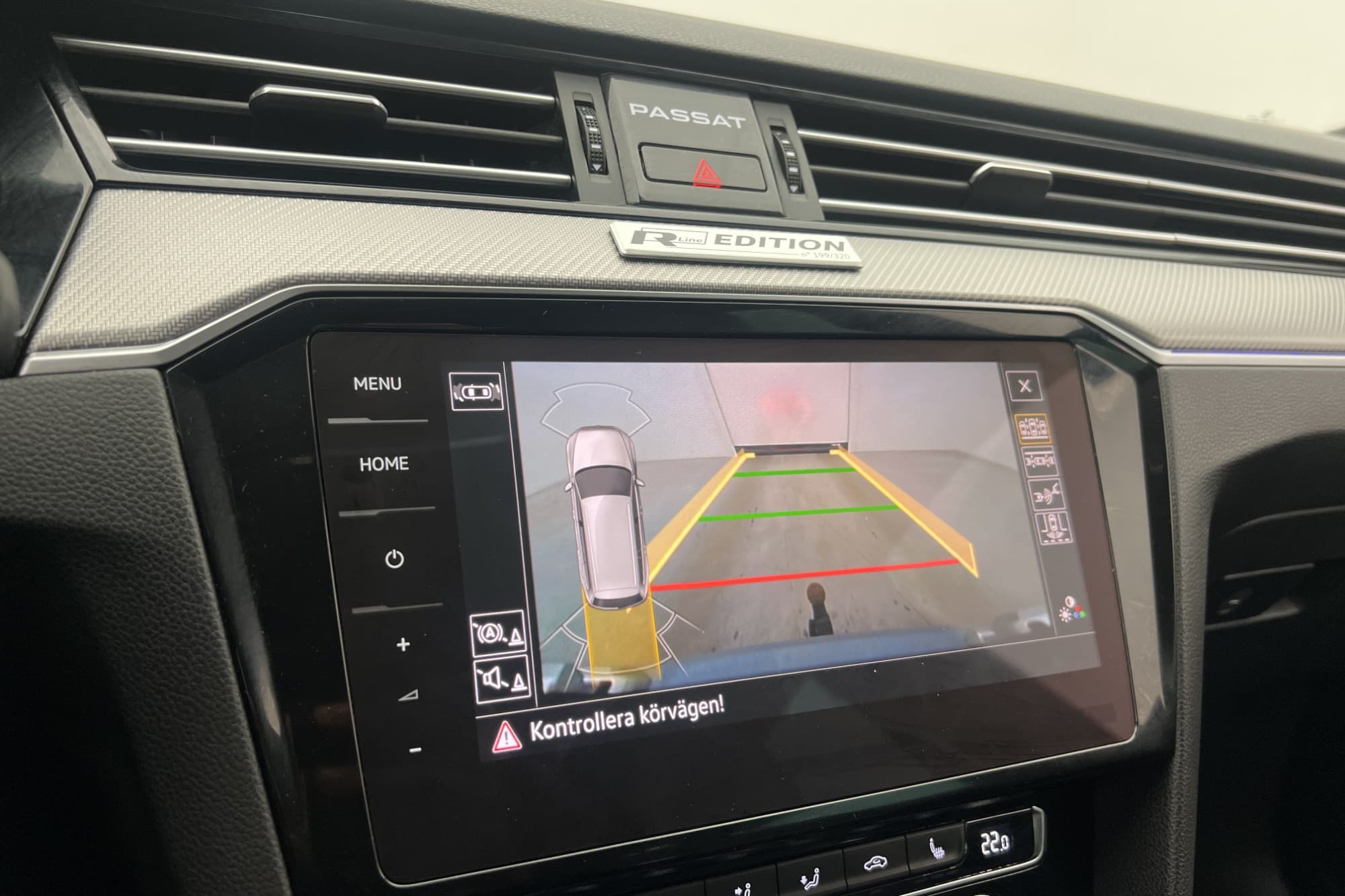 Volkswagen Passat 4M 240hk R-Line Edition Cockpit Värm Drag