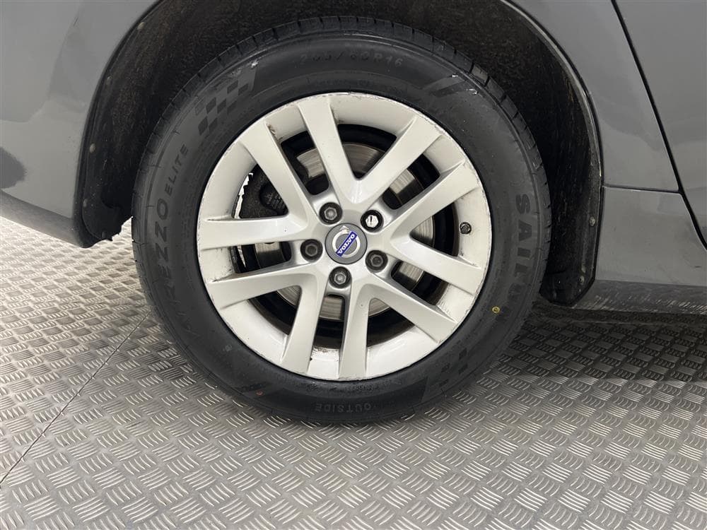 Volvo V60 D4 181hk AWD Summum D-Värm Skinn P-Sens 0,59l/milinteriör