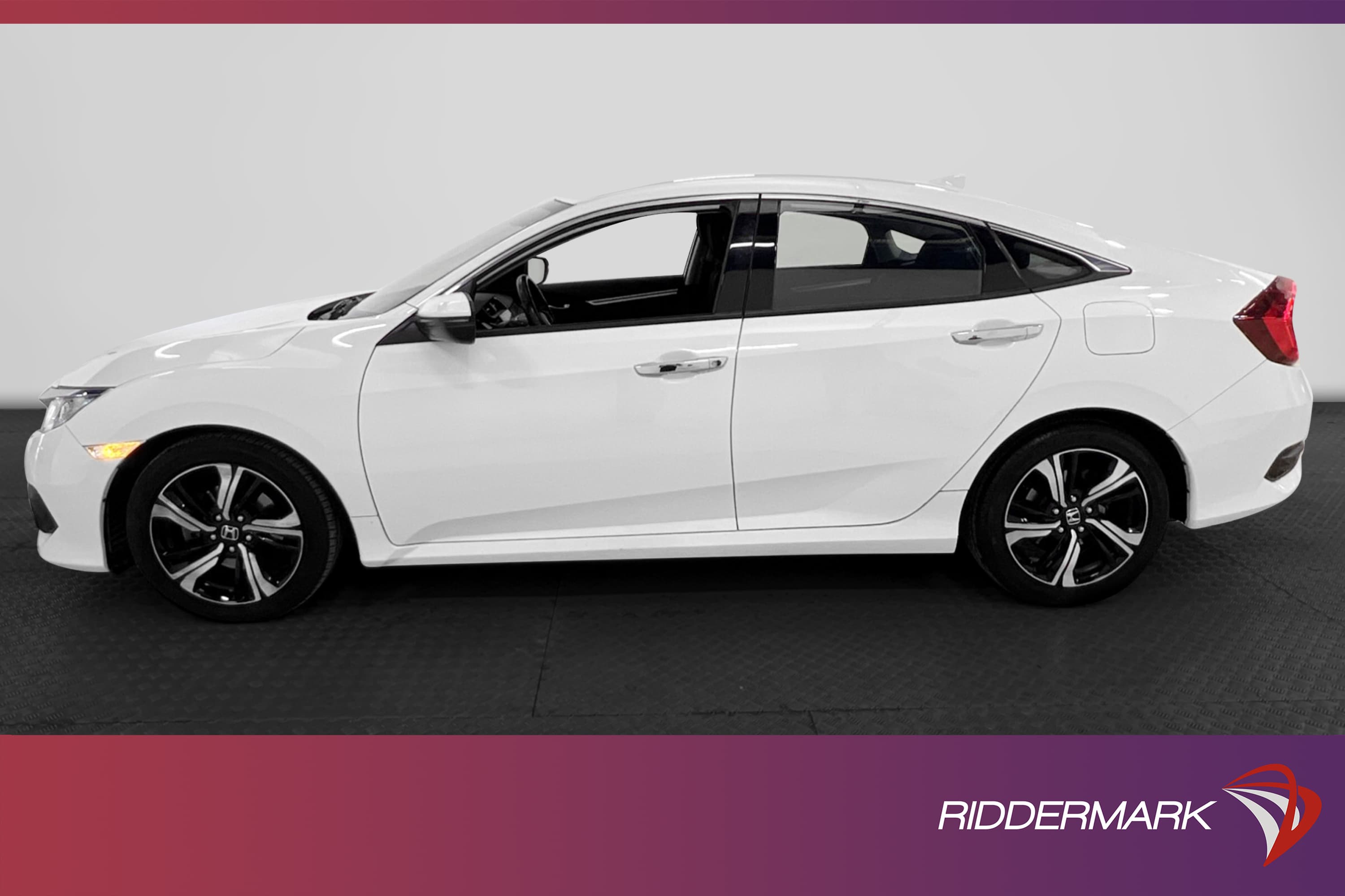 Honda Civic 1.5 i-VTEC Turbo 182hk Navi B-Kam Adaptiv PDC
