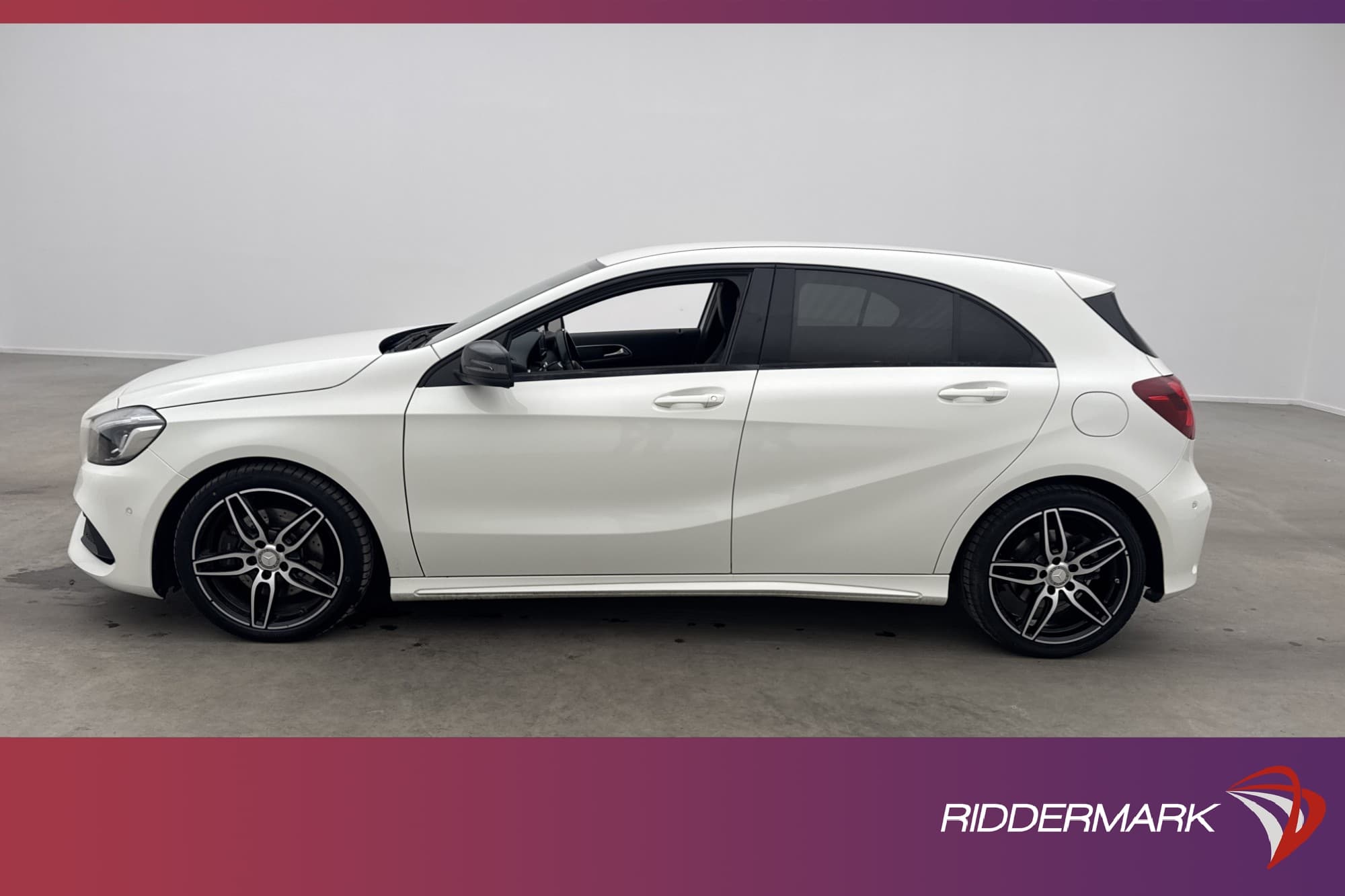 Mercedes-Benz A 220 d 4M 177hk AMG Sport Kamera D-värm PDC