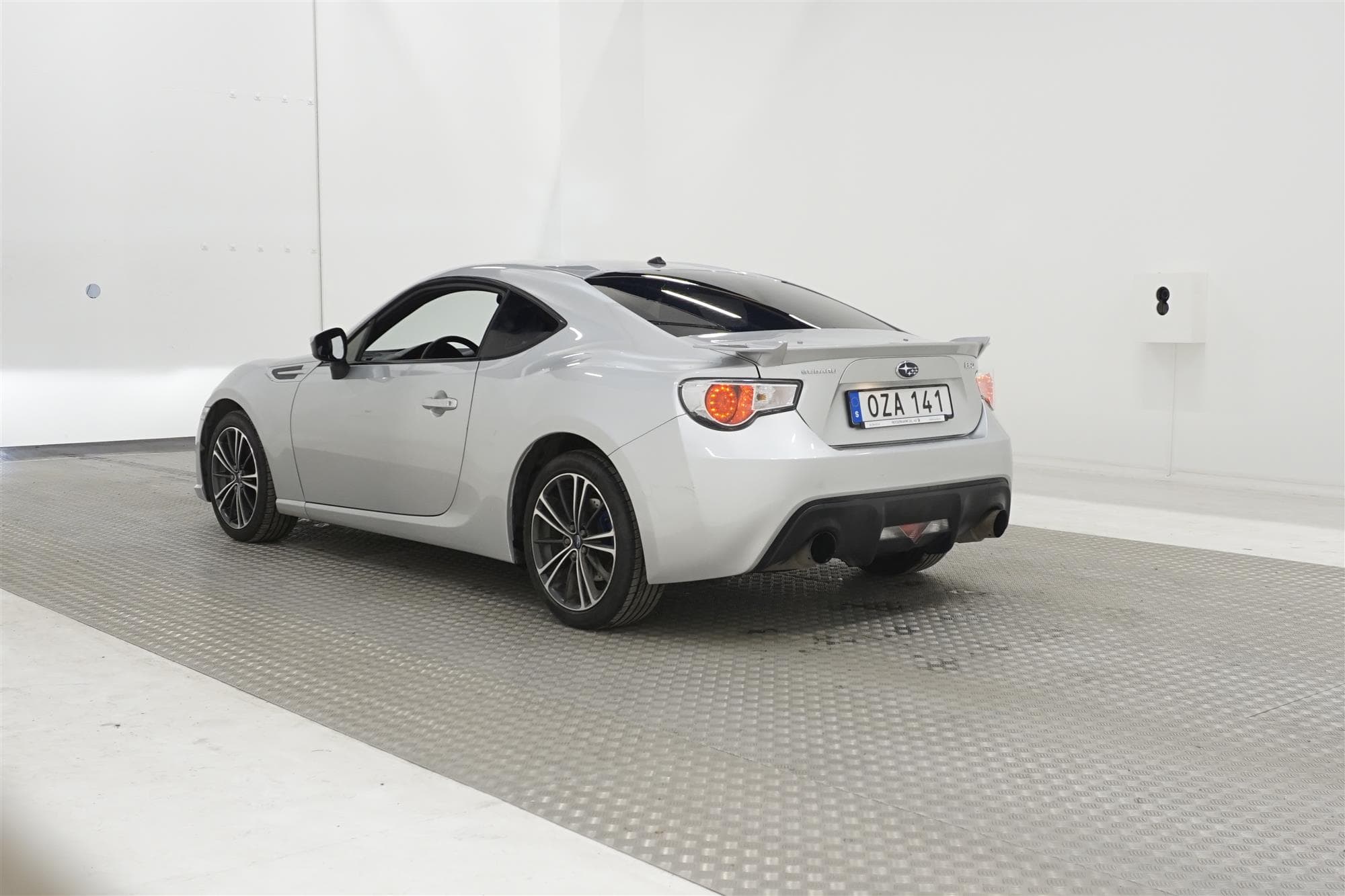 Subaru BRZ 2.0 R Sport 200hk Navi Skinn/Alcantara exteriör