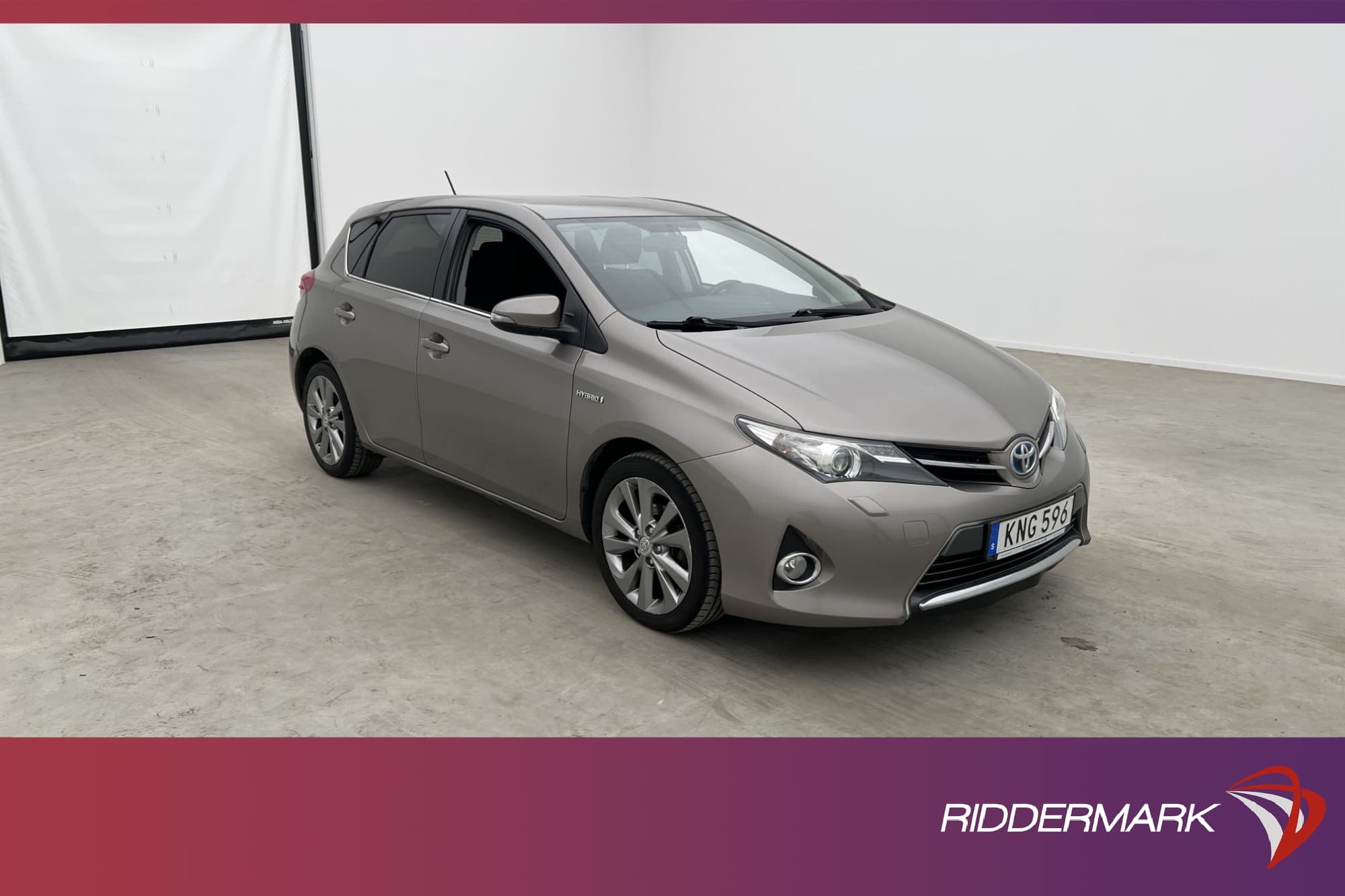 Toyota Auris Hybrid 136hk