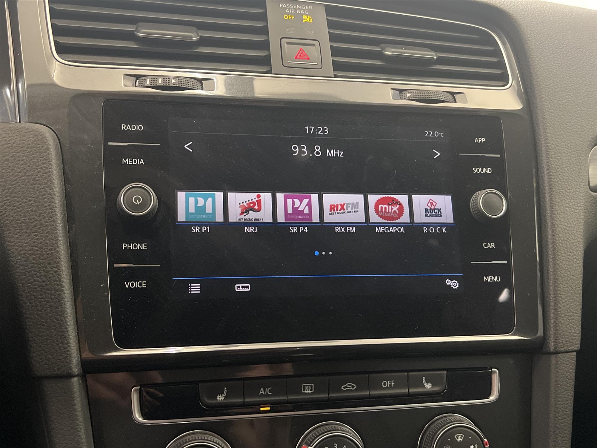 Volkswagen  Golf SC 1.0 TSI DSG 110hk Dragkrok Carplay
