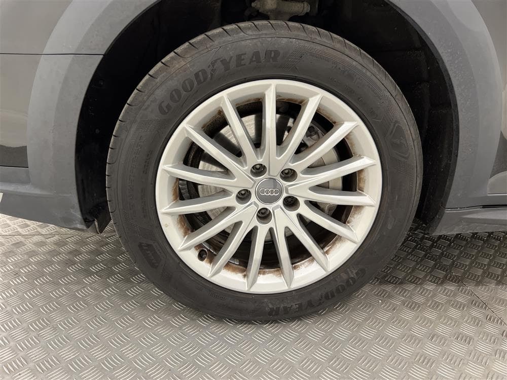 Audi A4 Allroad 2.0 TDI Quattro 190hk Proline D-Värmare Draginteriör