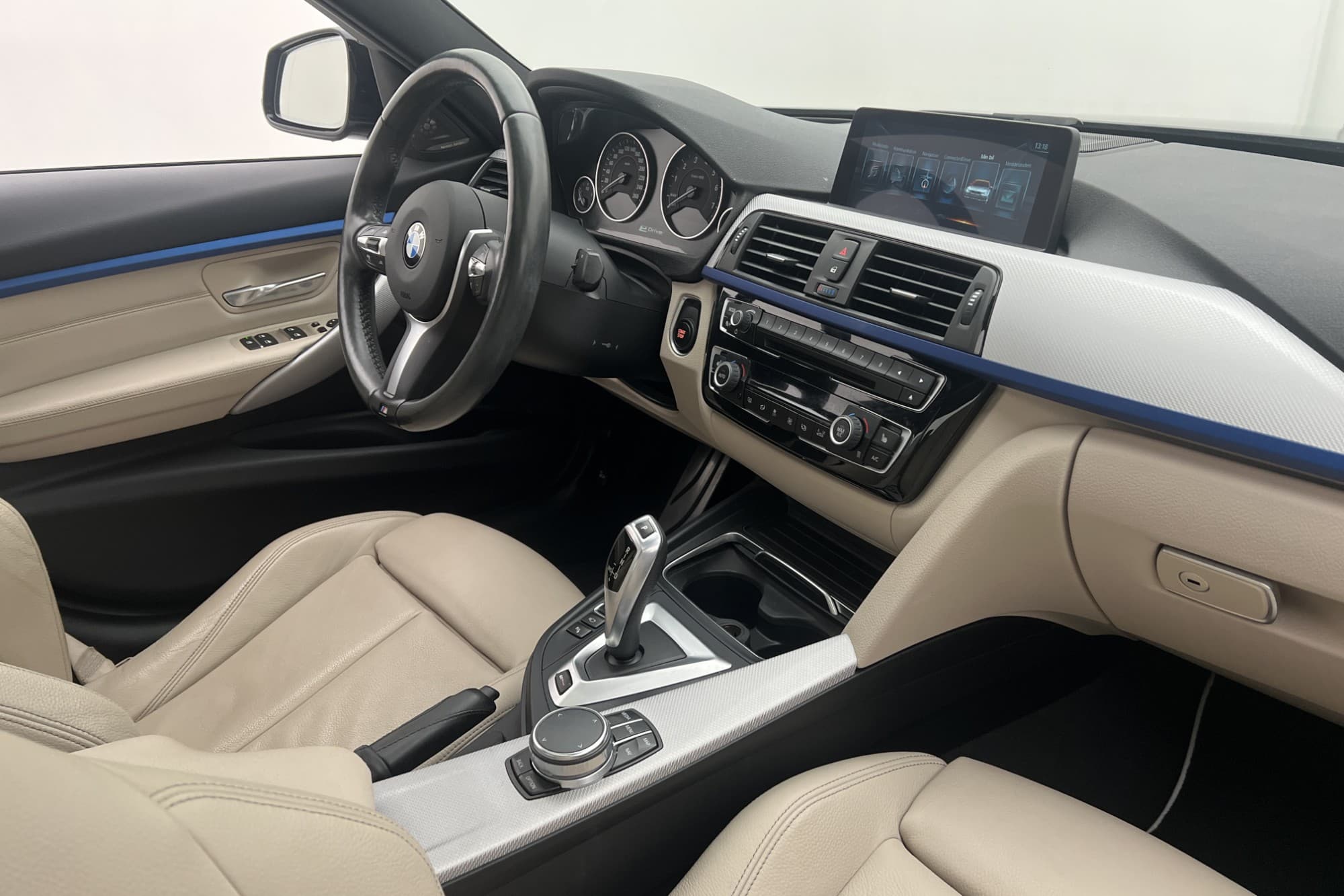 BMW 330e 252hk M Sport 360° Navi H/K Skinn Taklucka