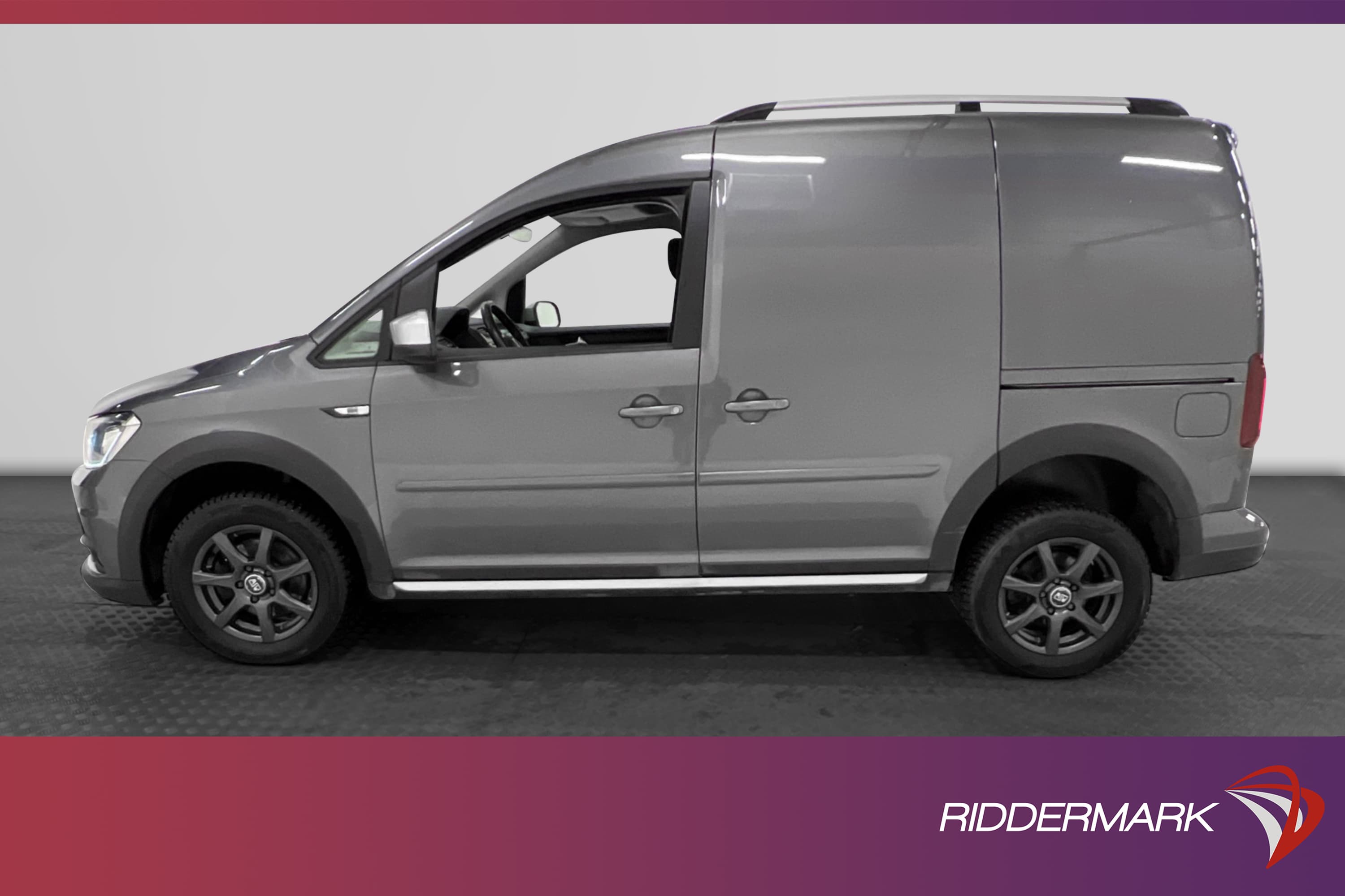Volkswagen Caddy Alltrack 2.0TDI 4M Värmare Drag 2xDörr Moms
