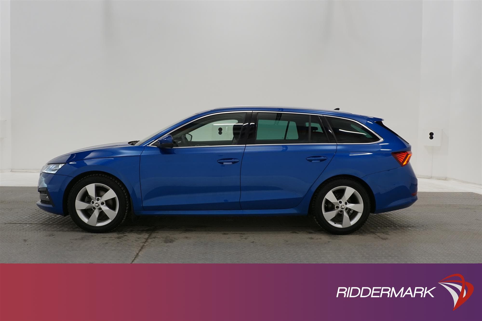 Skoda Octavia Kombi 1.5  B-värm Skinn Drag Cockpit B-kamera