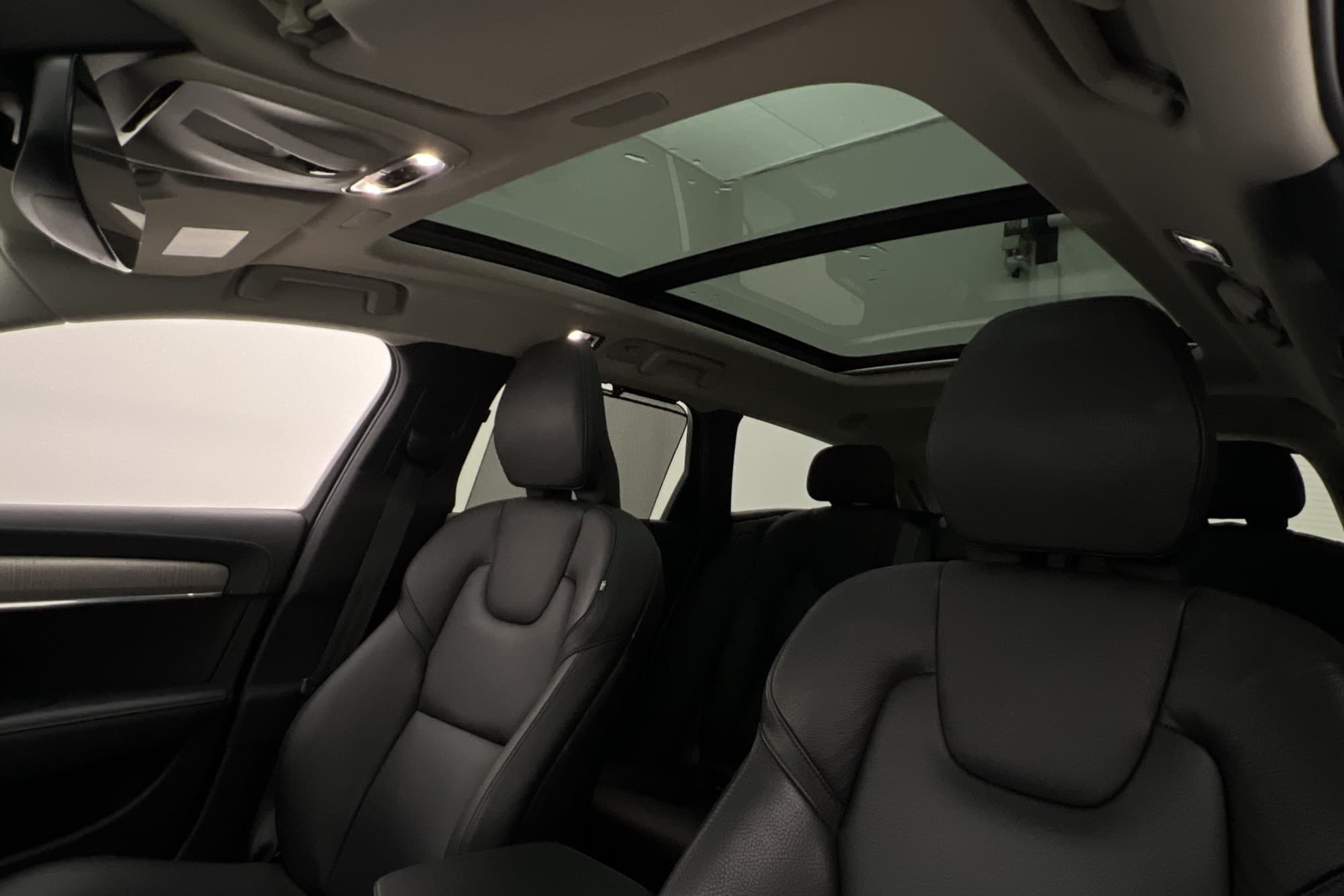Volvo V90 D4 Inscription H/K Panorama VOC 360° CarPlay Drag