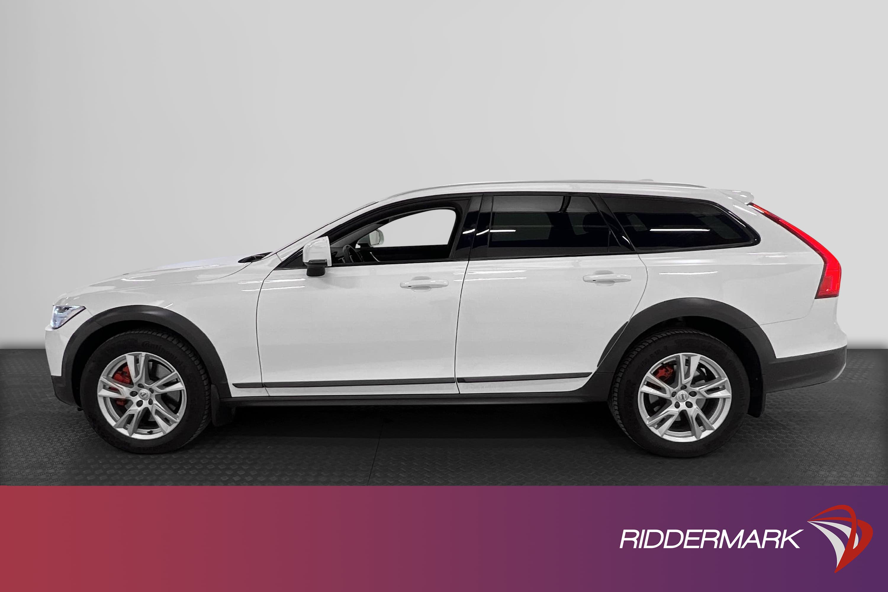 Volvo V90 Cross Country D4 AWD