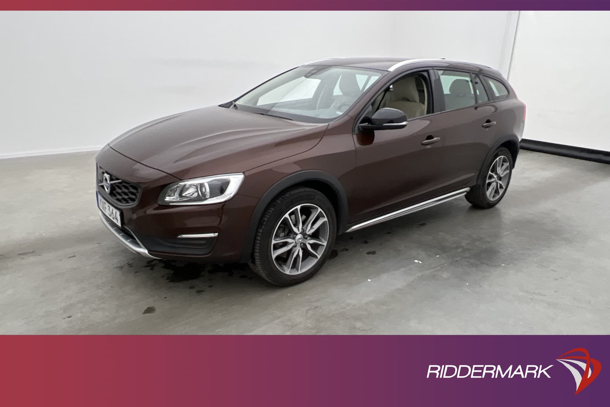 Volvo V60 Cross Country D4
