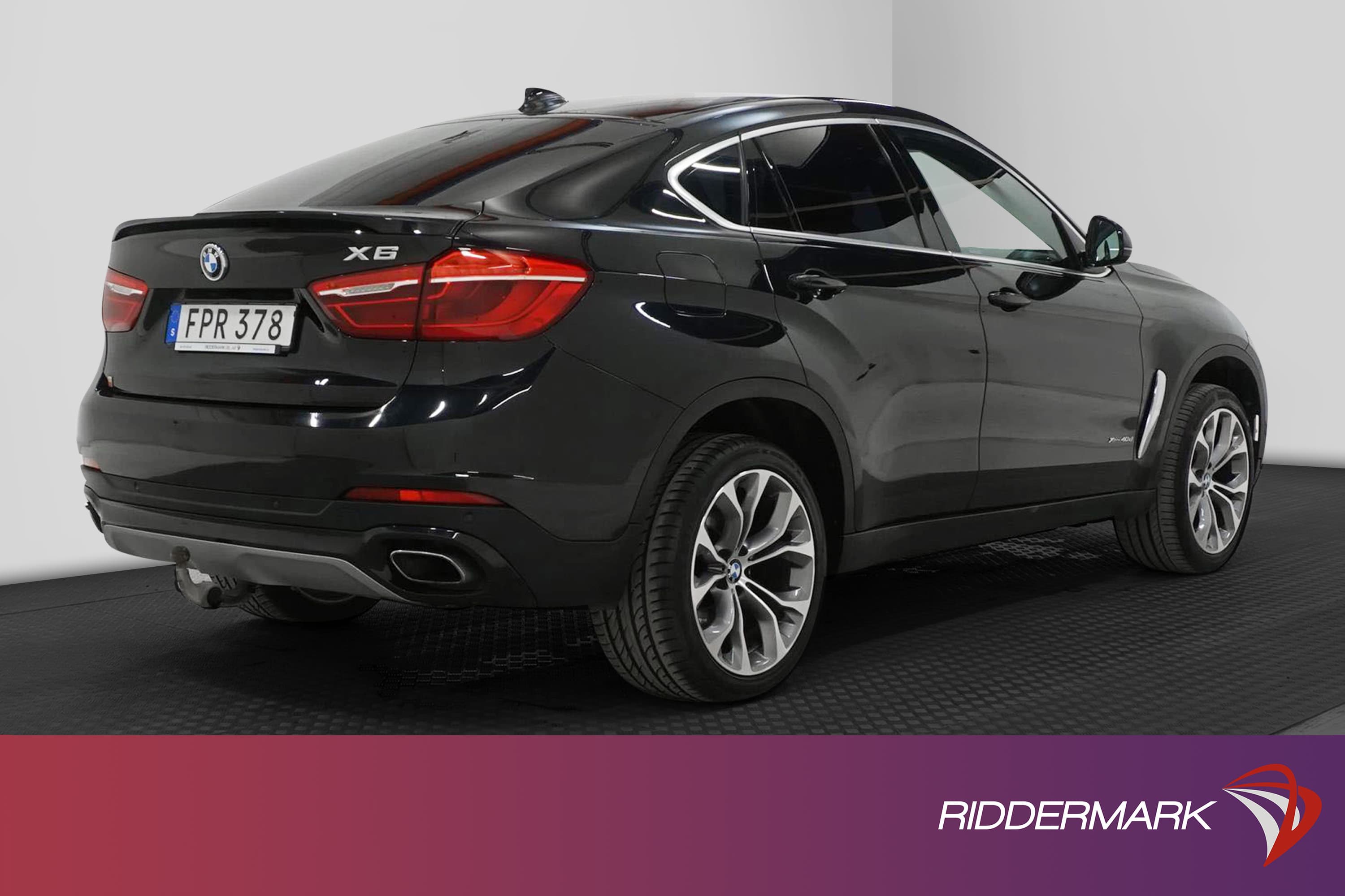 BMW X6 xDrive40d 313hk Taklucka Navi H/K Dragkrok HUD D-Värm