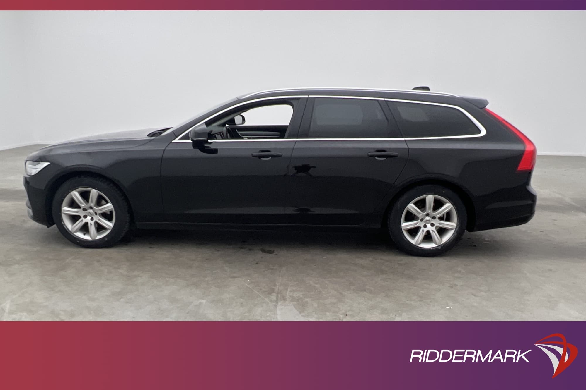 Volvo V90 D4 AWD