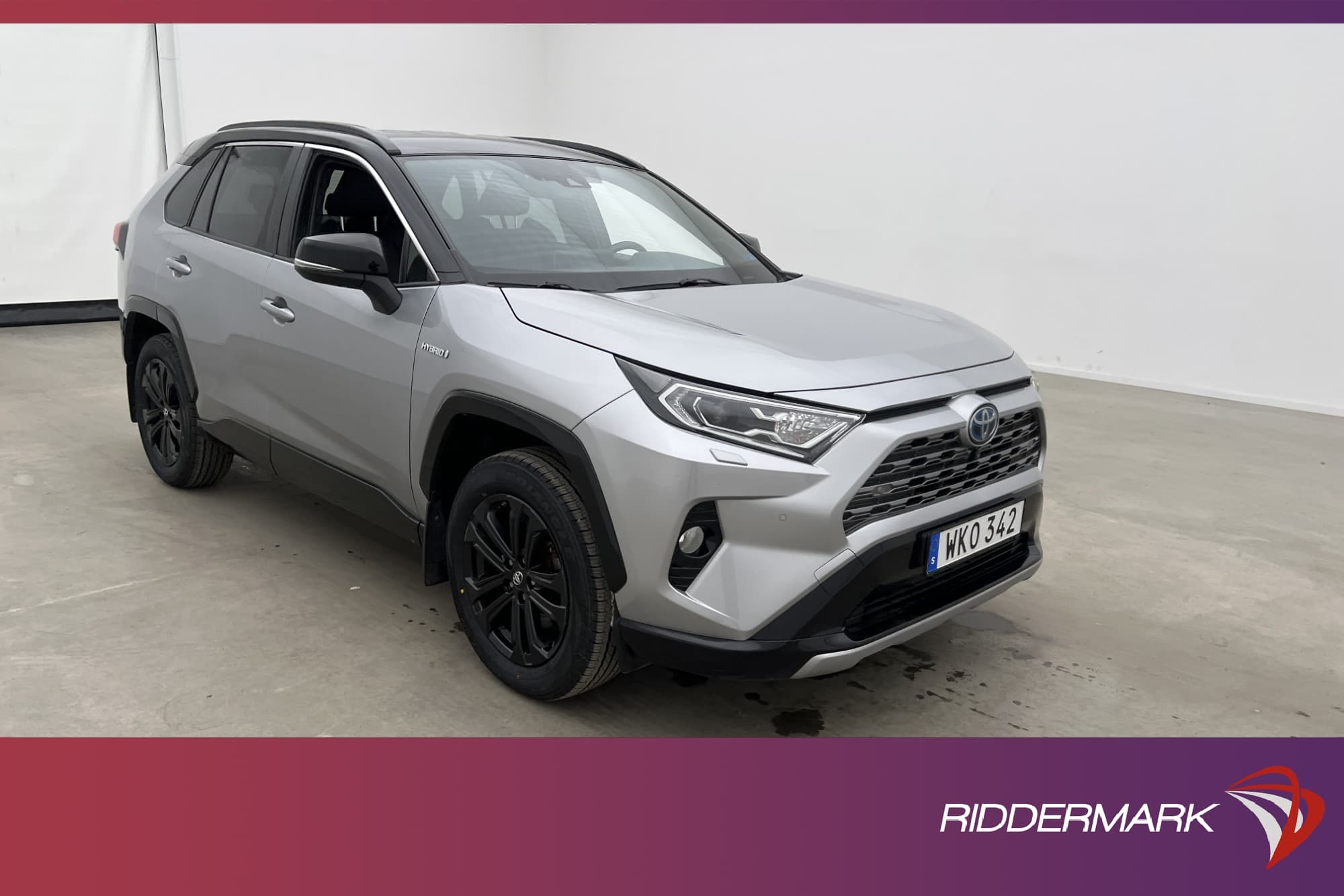 Toyota RAV4 Hybrid AWD 222hk
