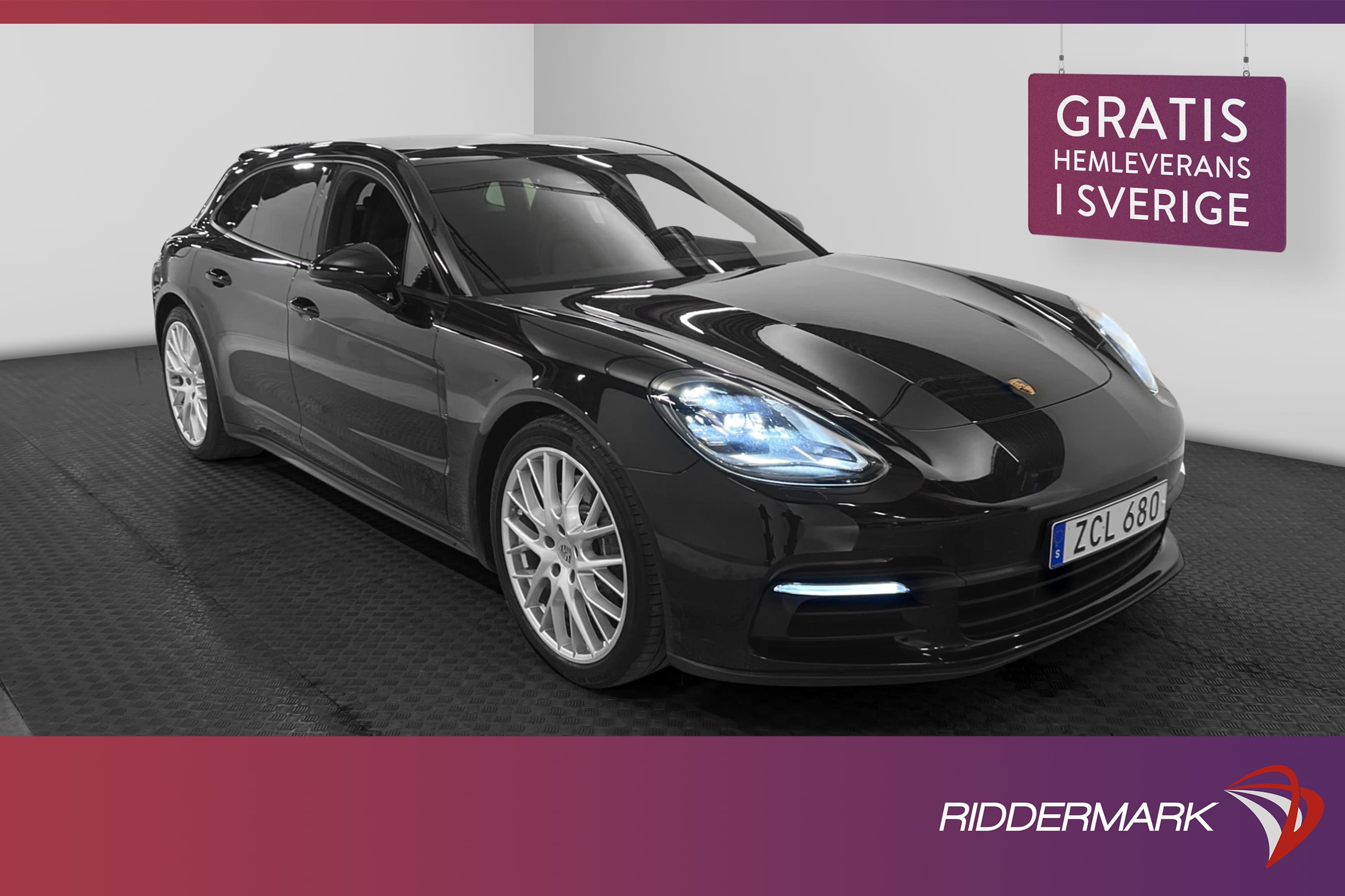 Porsche Panamera 4 Sport Turismo Sport Chrono Pano Värm Drag