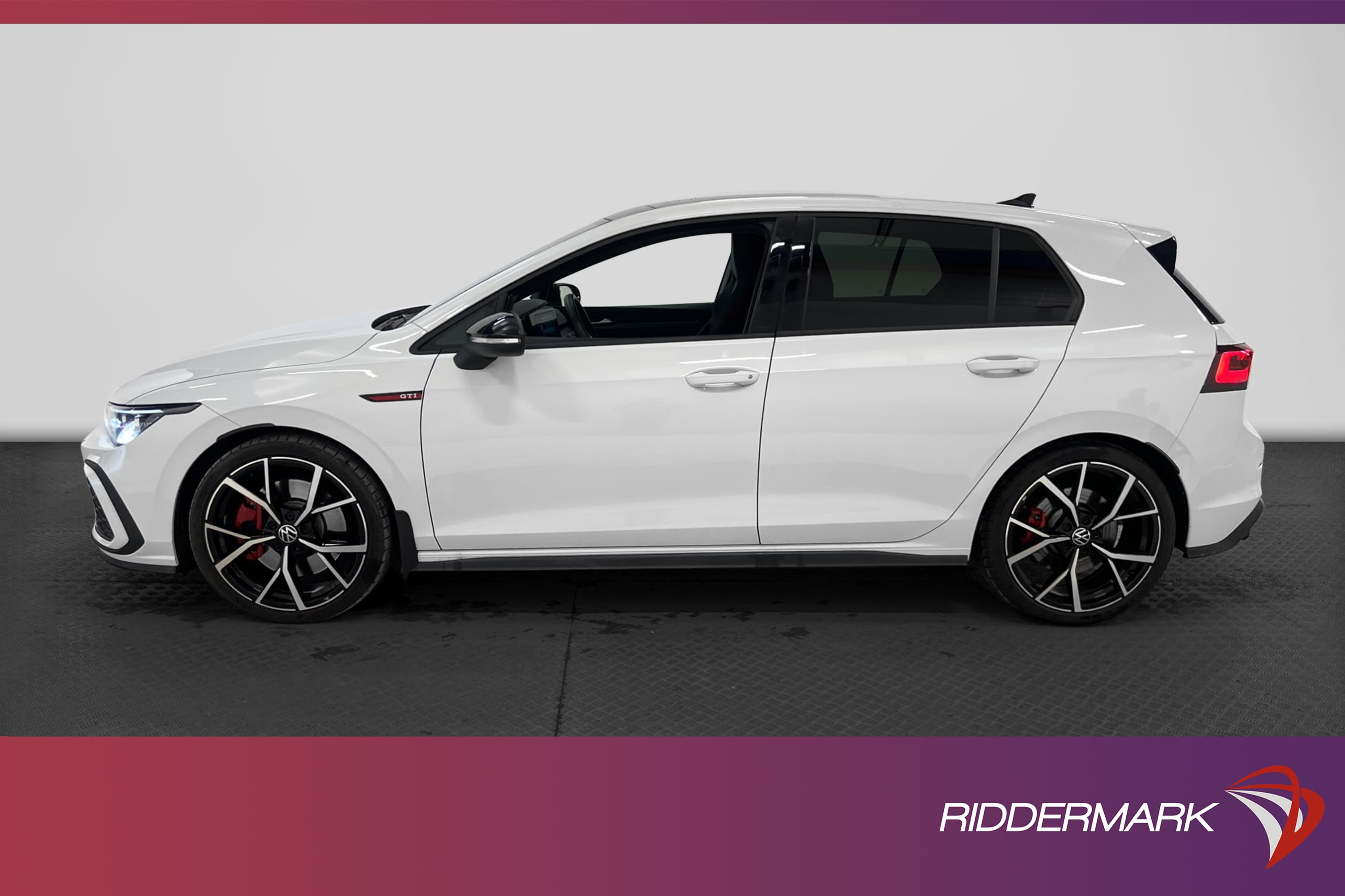 Volkswagen Golf GTI 245hk