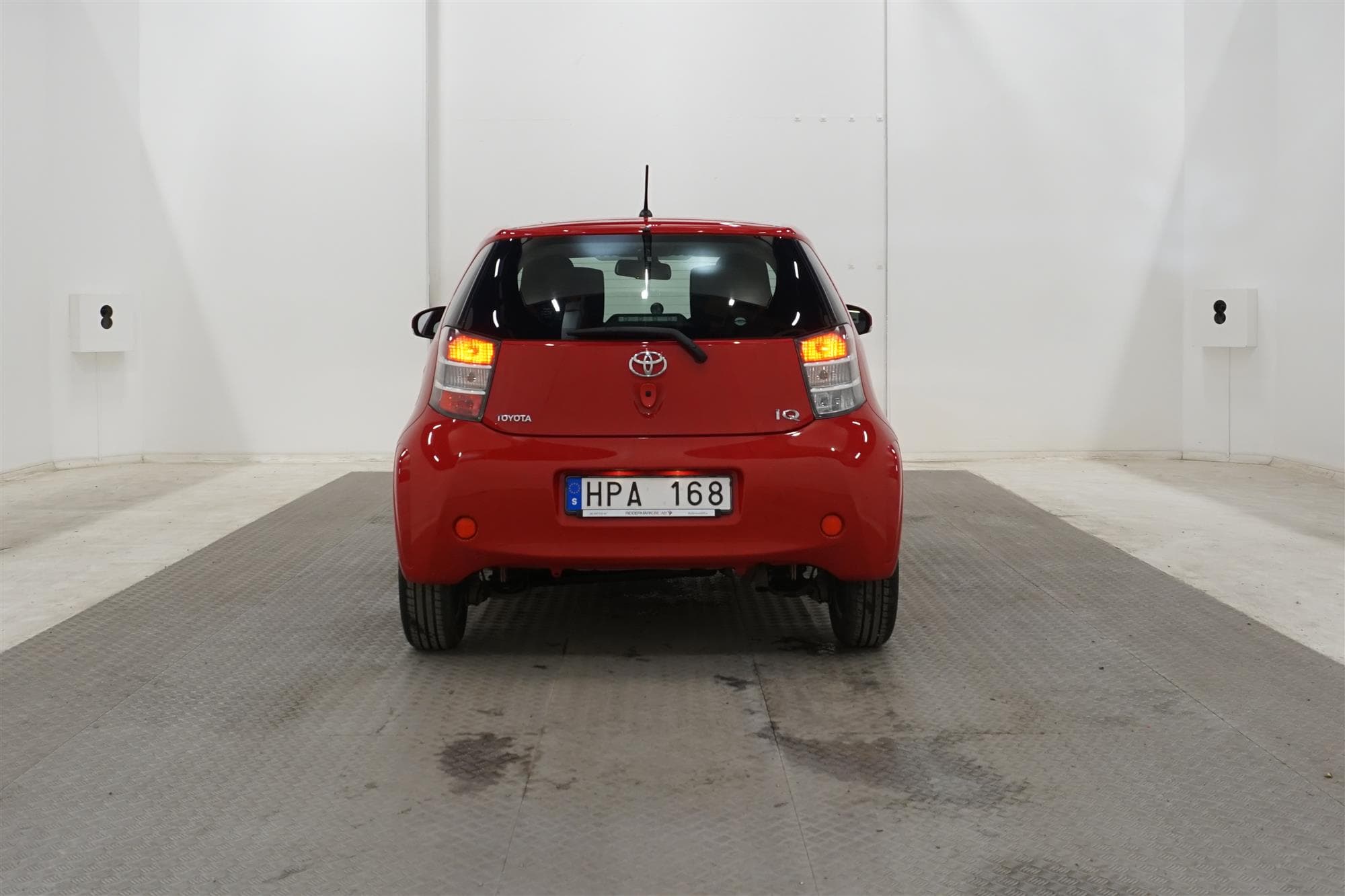 Toyota iQ 1.0 VVT-i  68hk Låg Skatt 0,44L/mil 