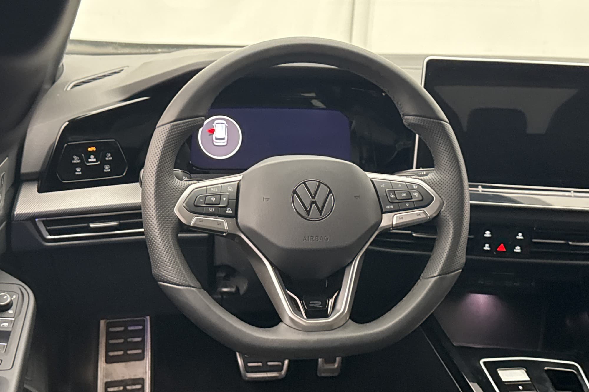 Volkswagen Golf SC 150hk R-Line Kamera CarPlay Drag MOMS