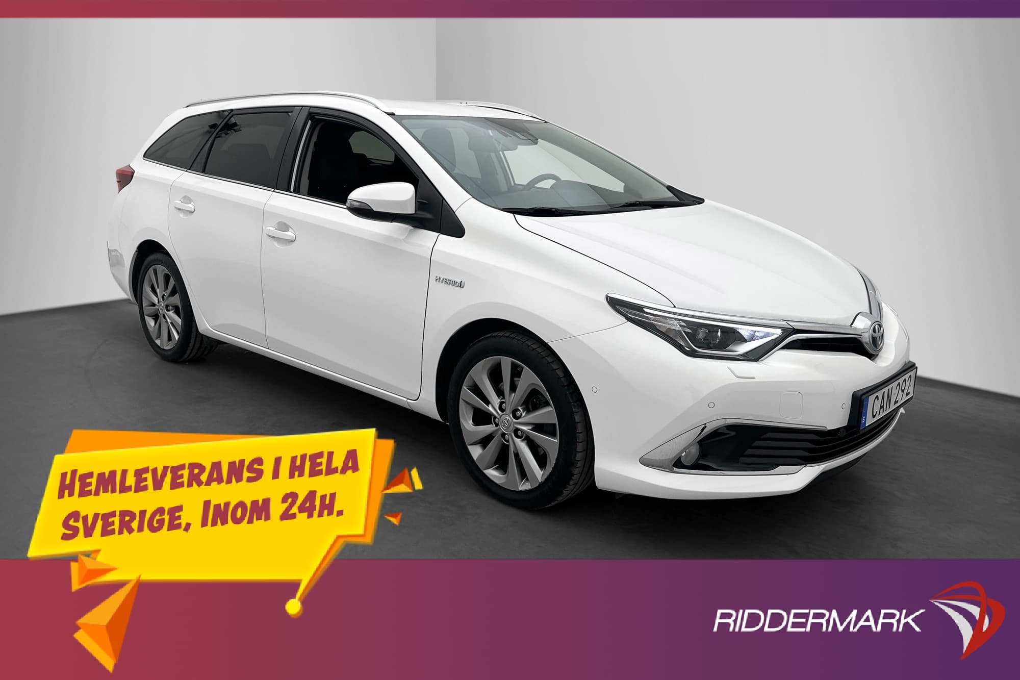 Toyota Auris Sports Hybrid Executive Värmare Kamera Sensorer