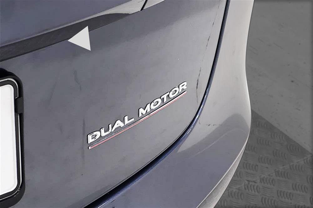 Tesla Model 3 Performance AWD 510hk Svensksåld Premiumexteriör