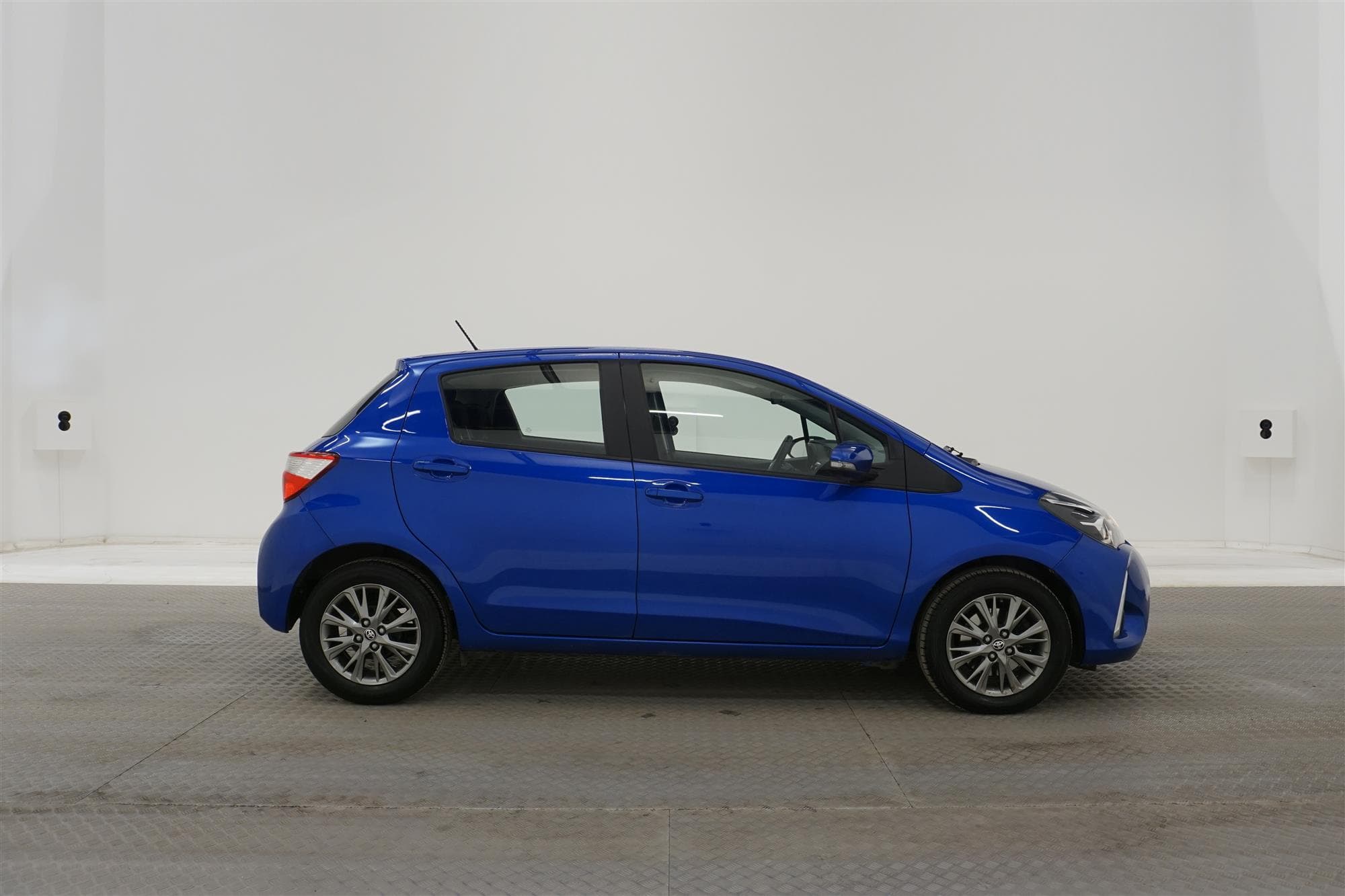 Toyota  Yaris 1.5 111hk B-Kam Låg Skatt 0,47L/mil